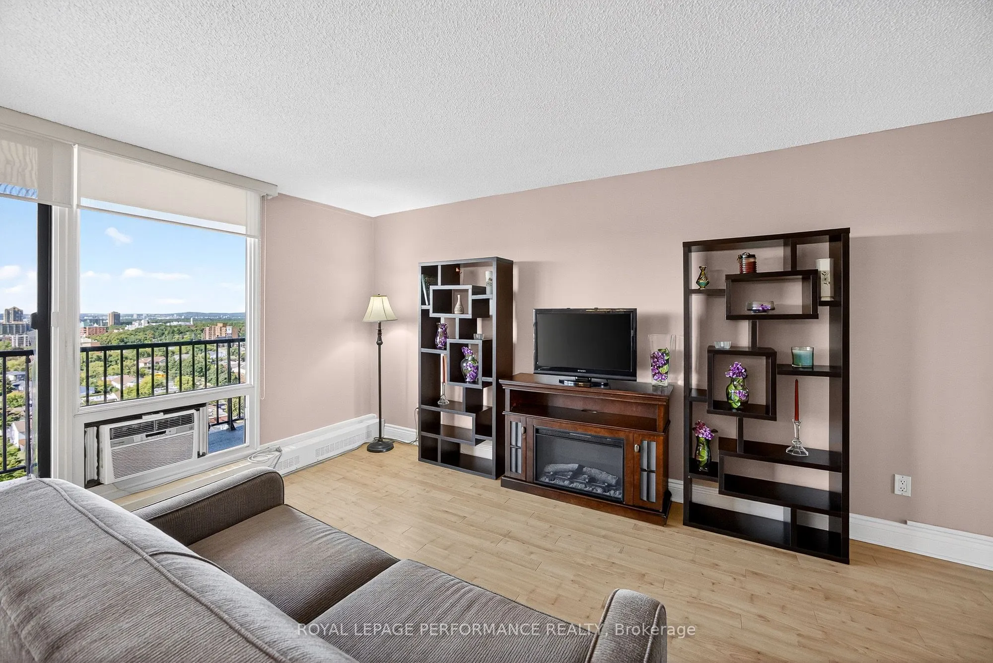 665 BATHGATE Drive, #1904