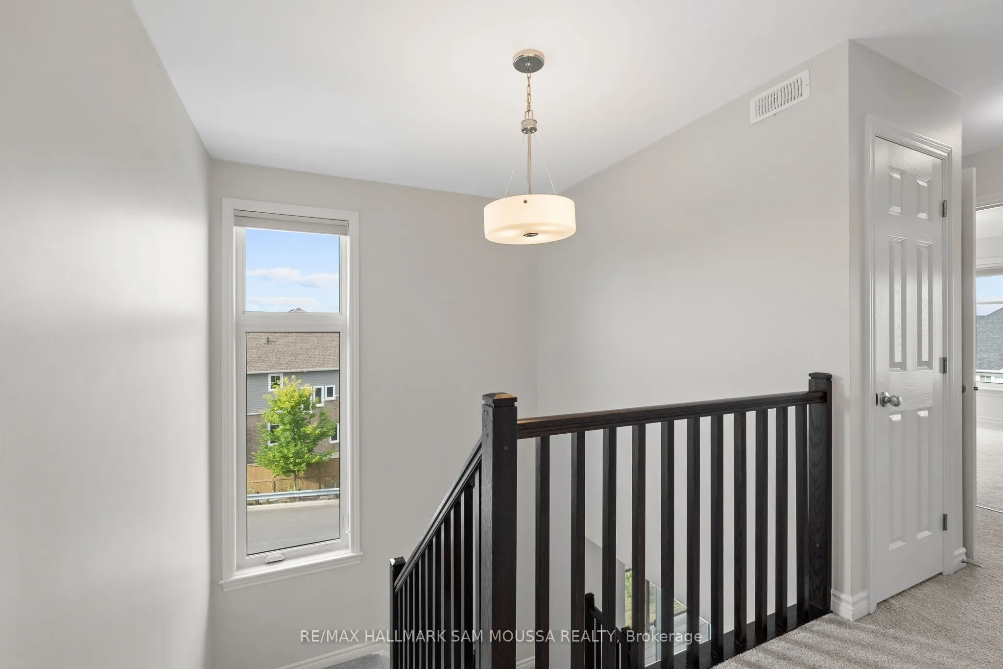 625 Cartographe Street