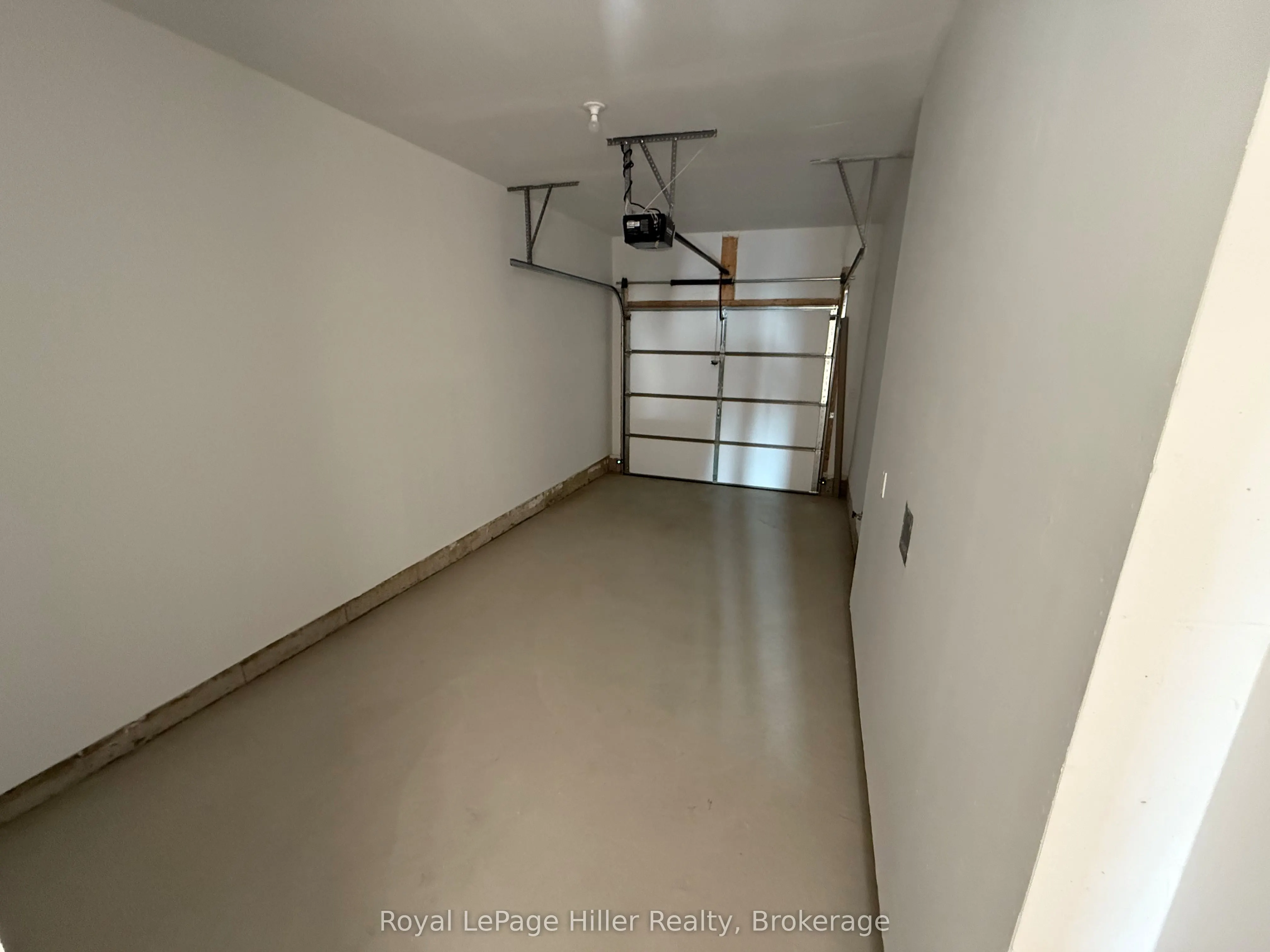 6 Poett Avenue