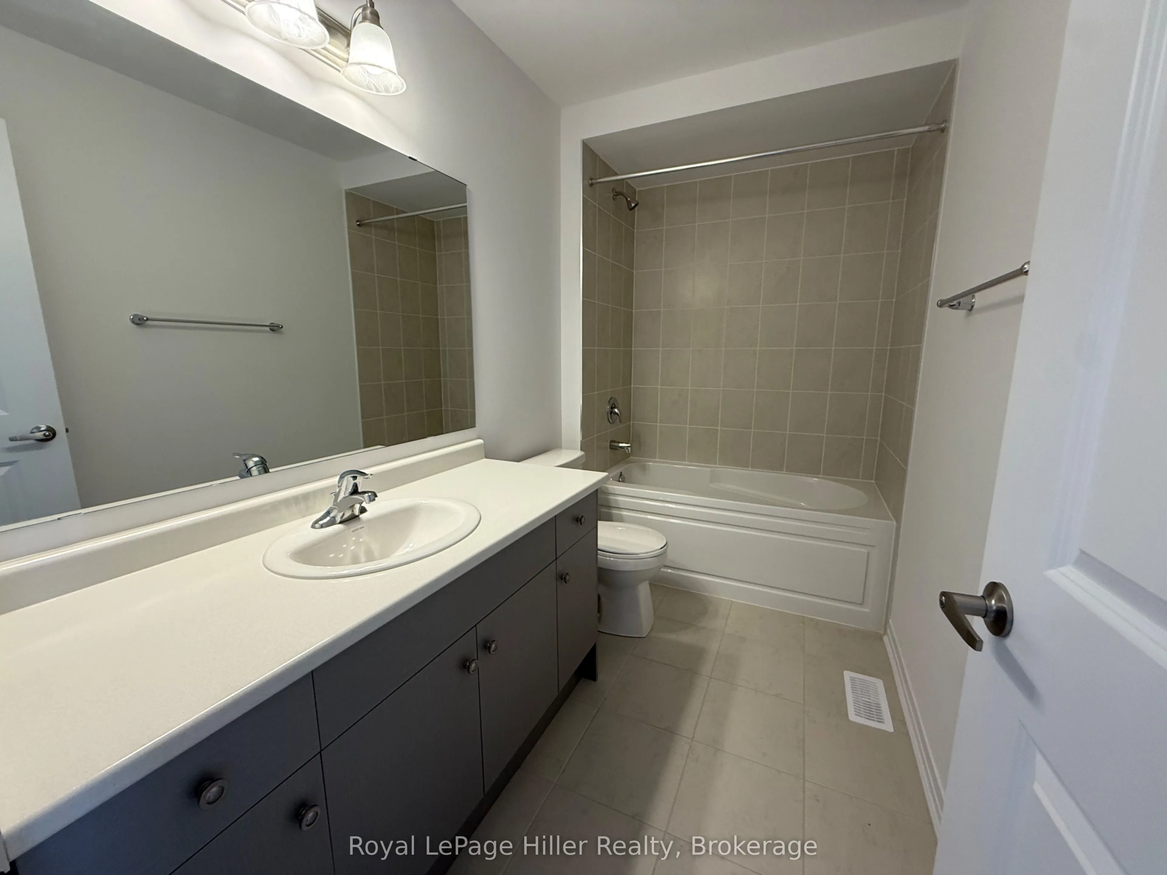 6 Poett Avenue