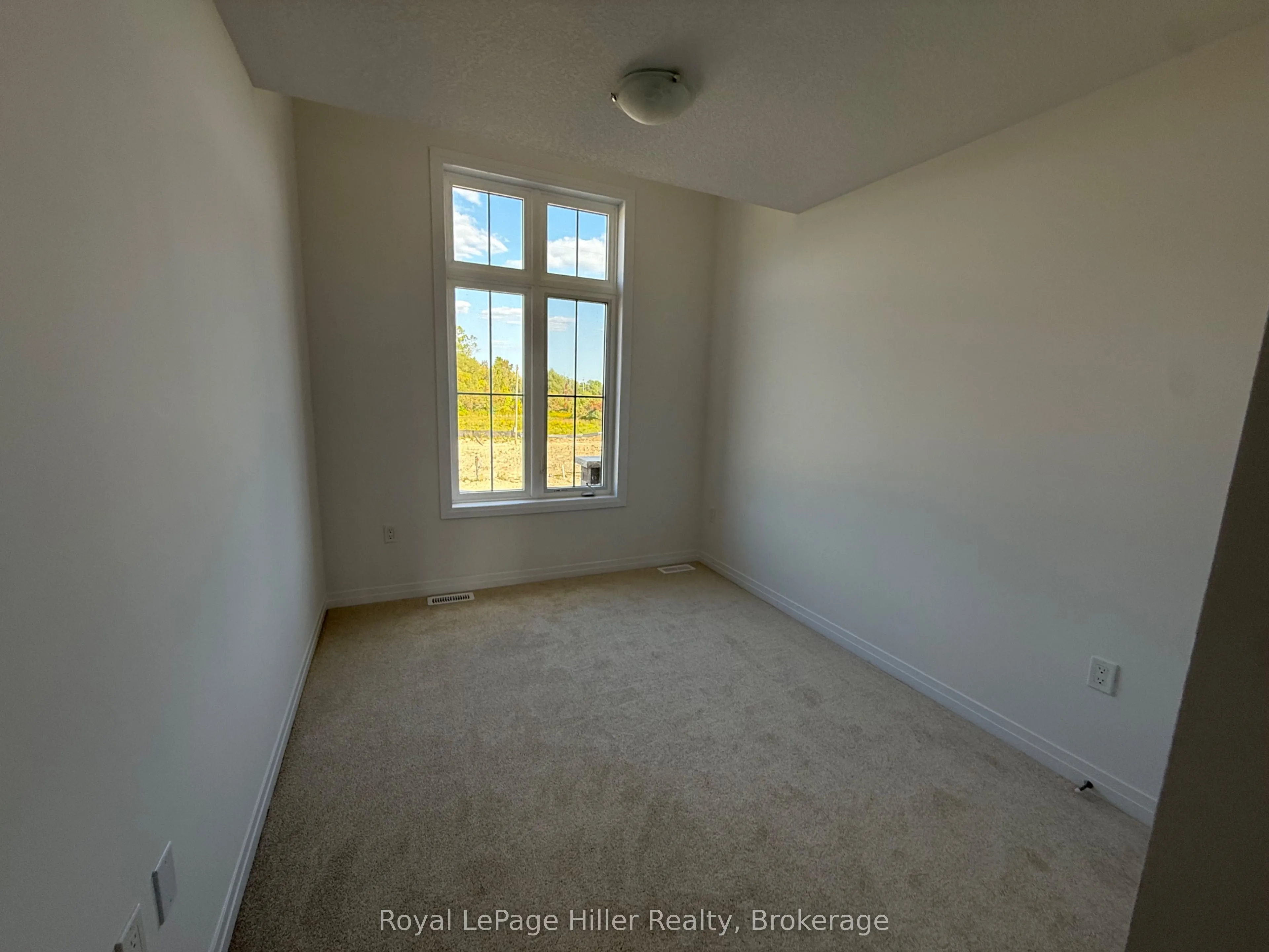 6 Poett Avenue