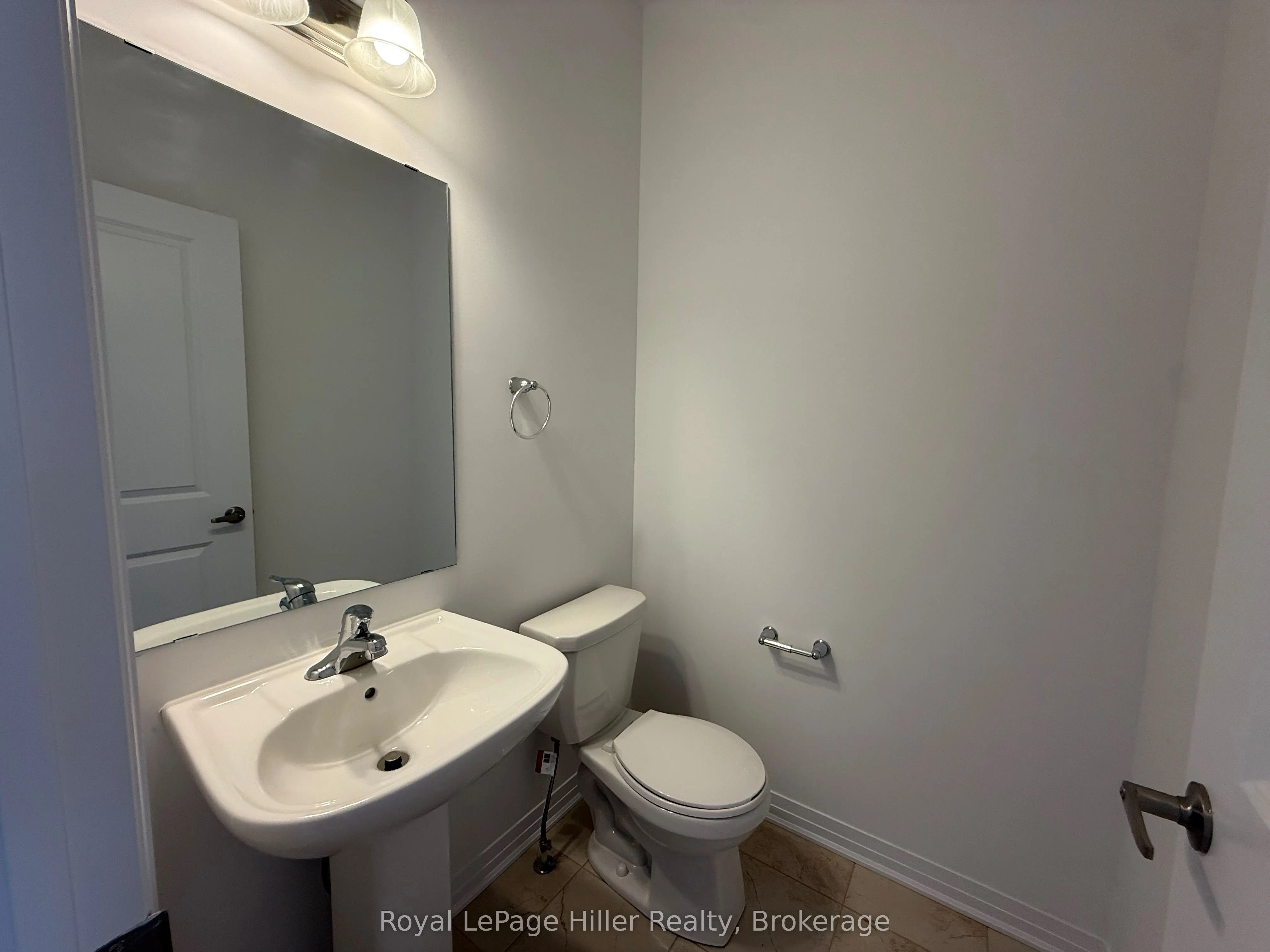 6 Poett Avenue