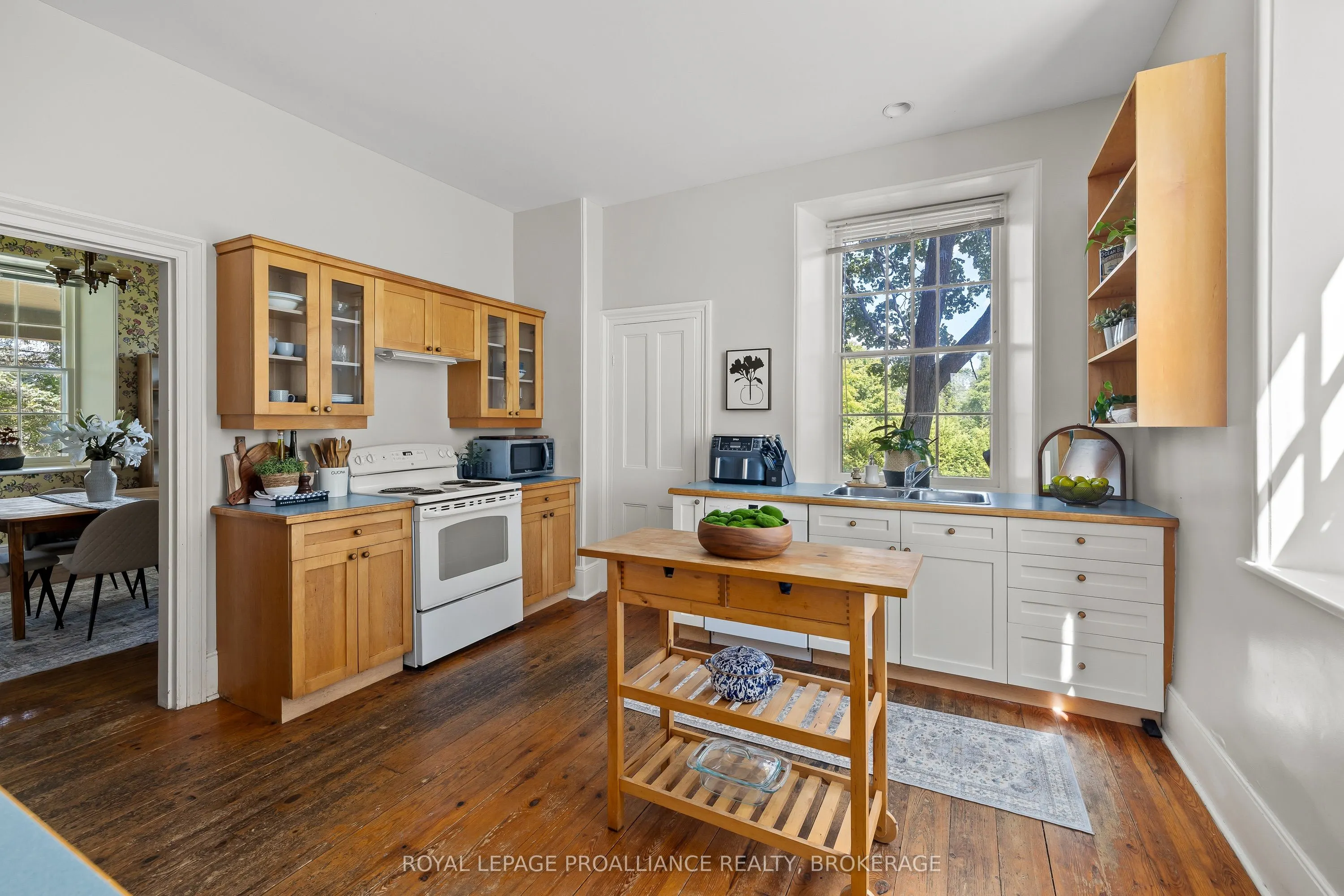 1049 Highway 2 E