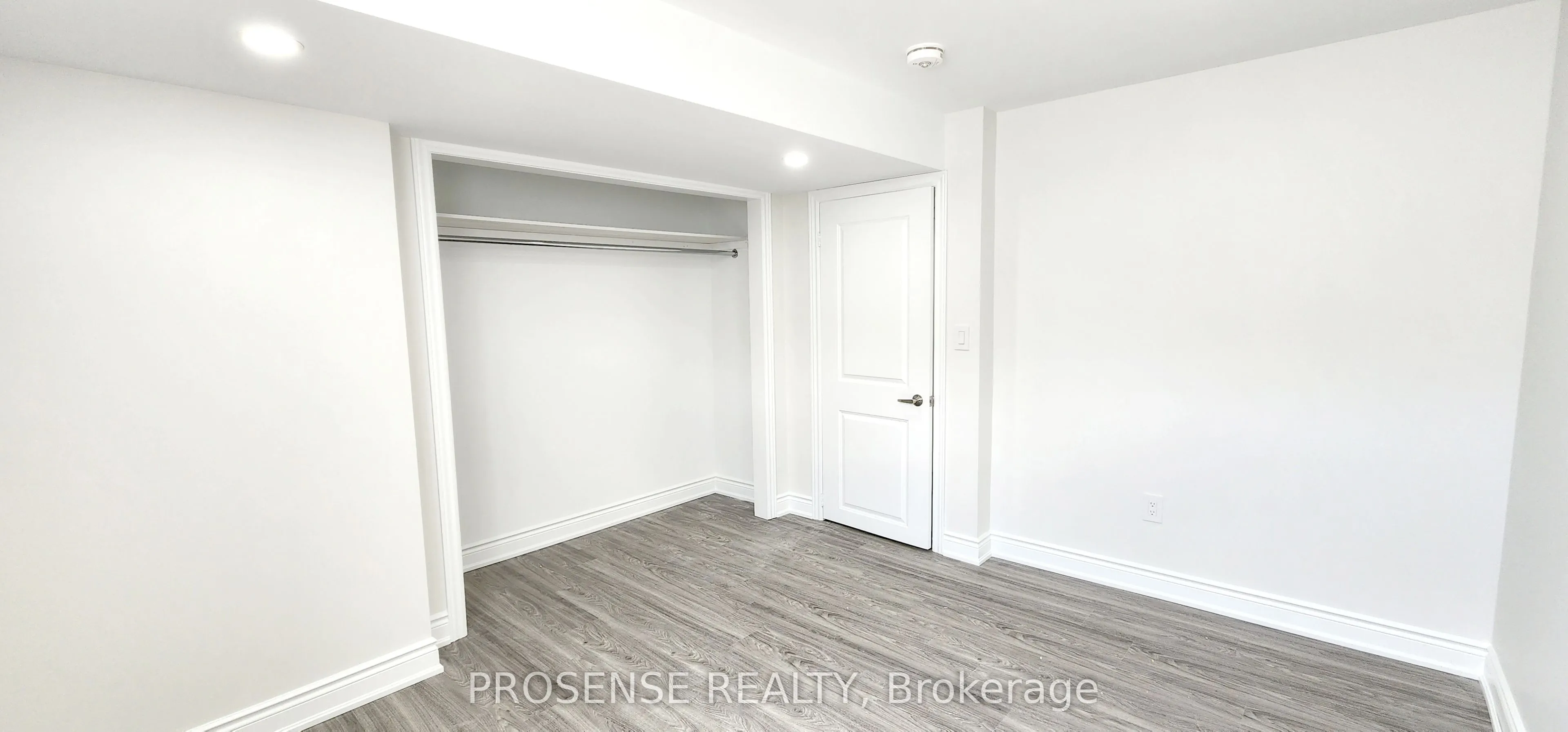 67 Holcomb Terrace