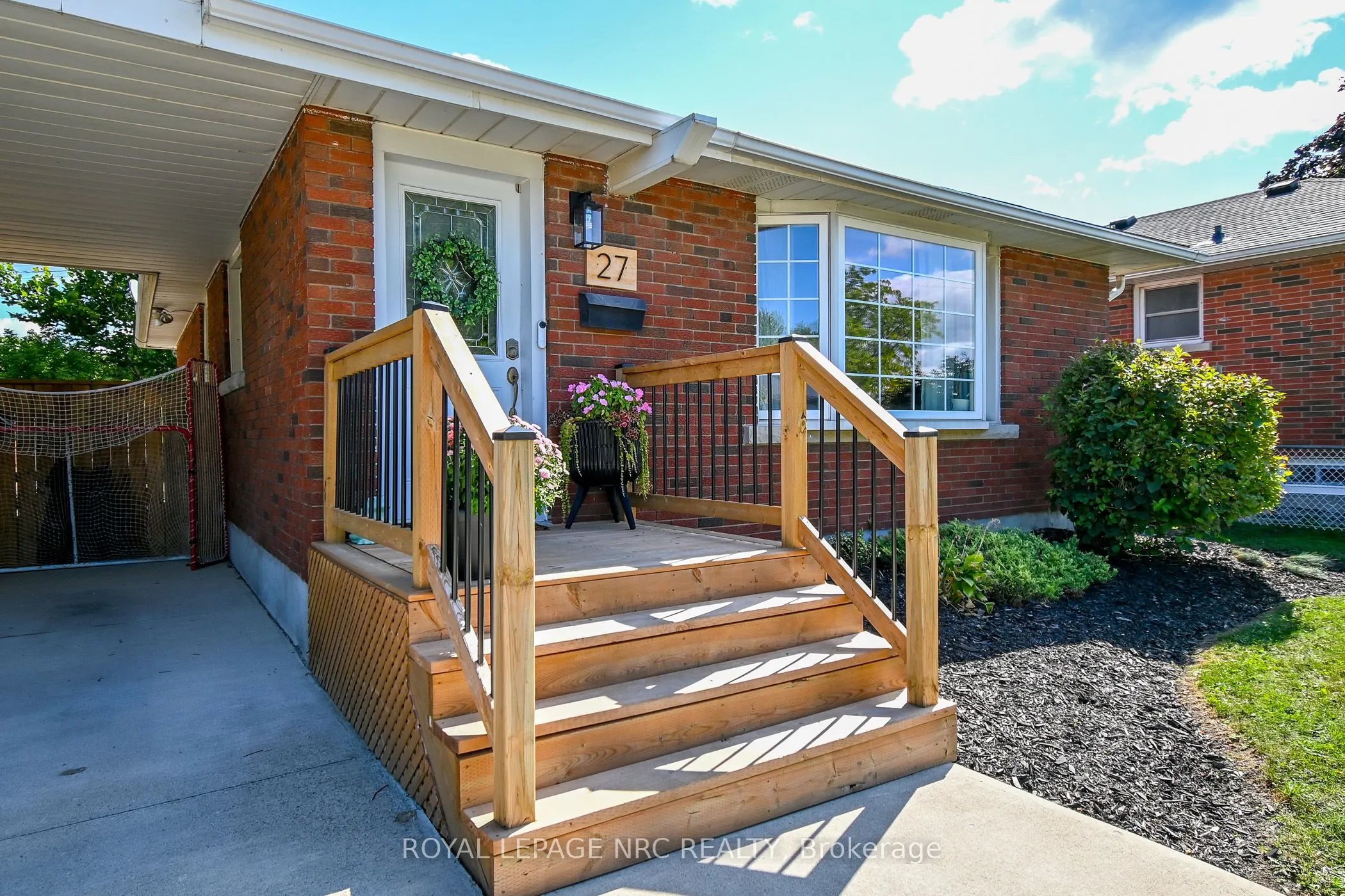 27 Blain Place
