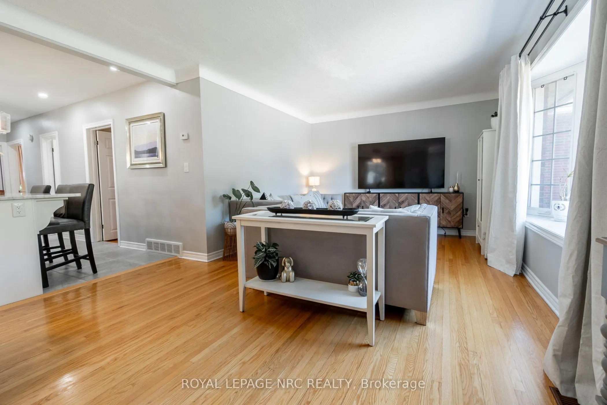27 Blain Place