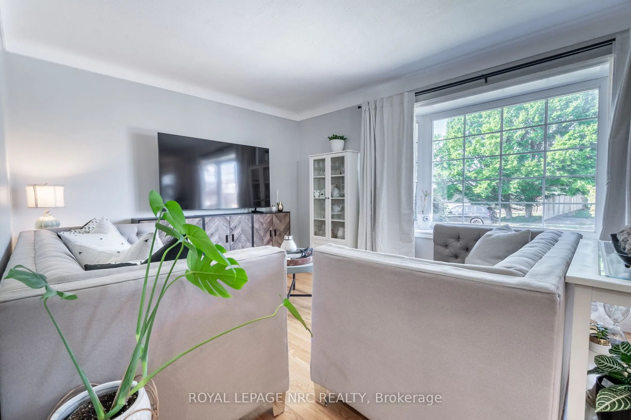 27 Blain Place