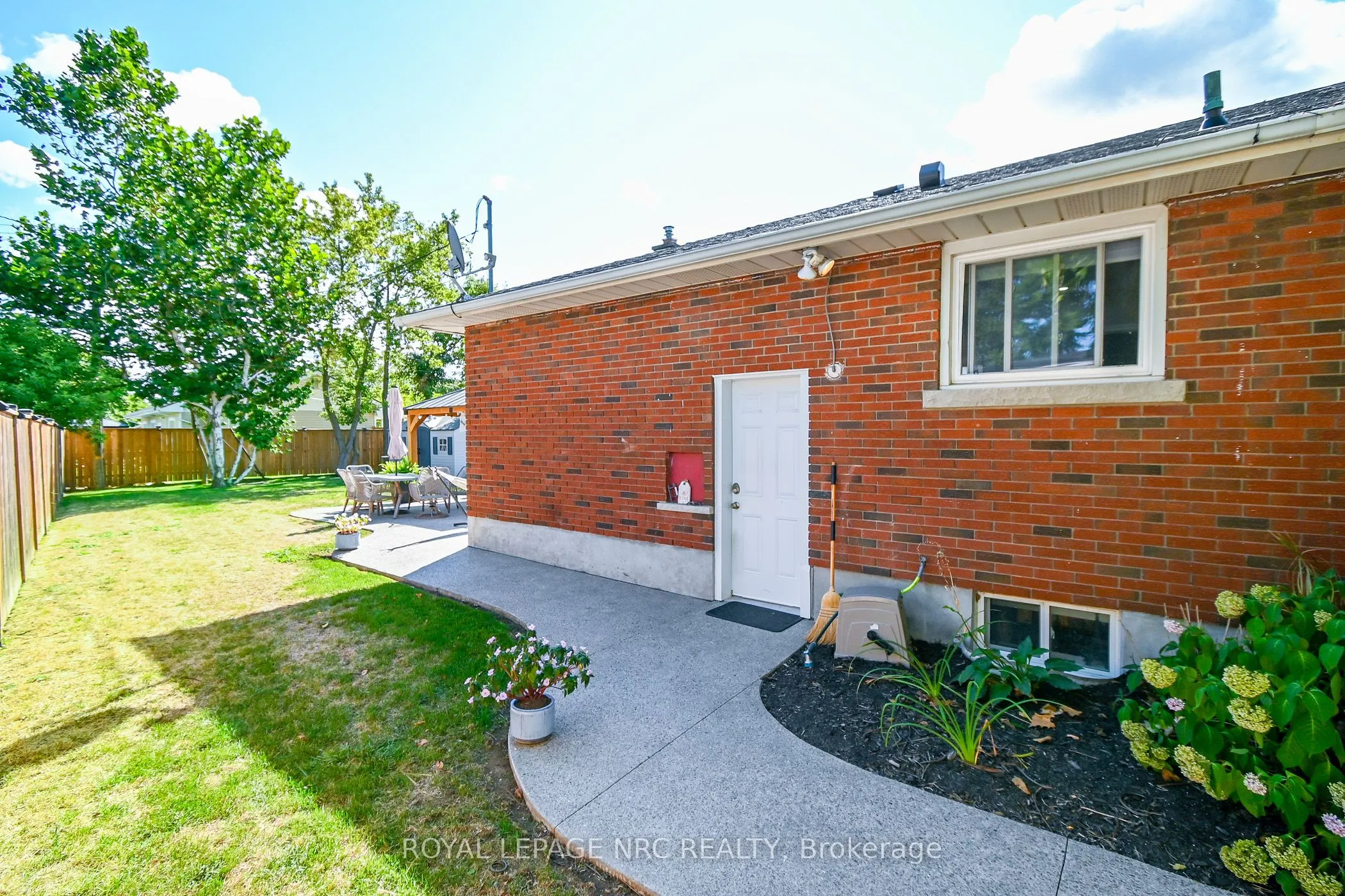 27 Blain Place