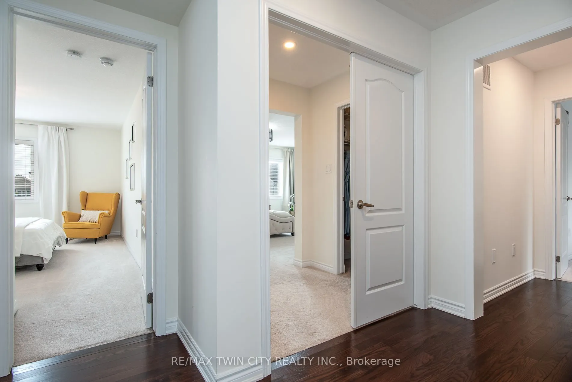 232 Shady Glen Crescent