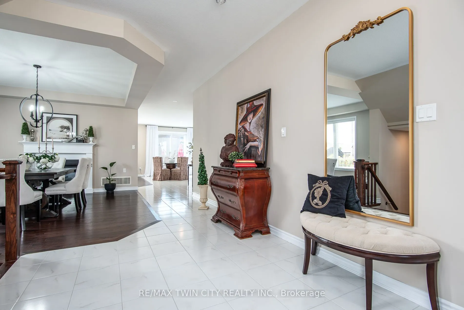 232 Shady Glen Crescent