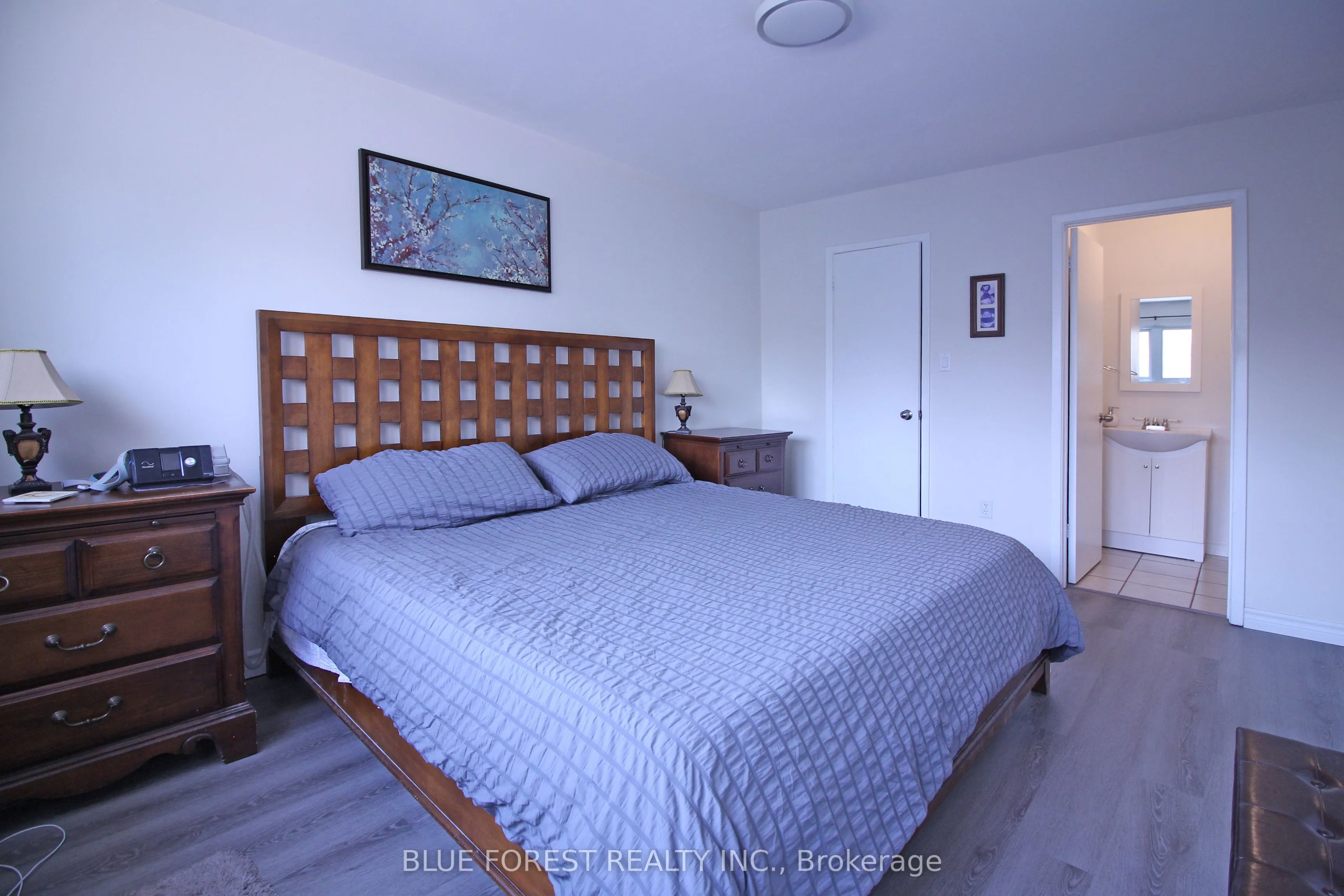 590 Millbank Drive, #8