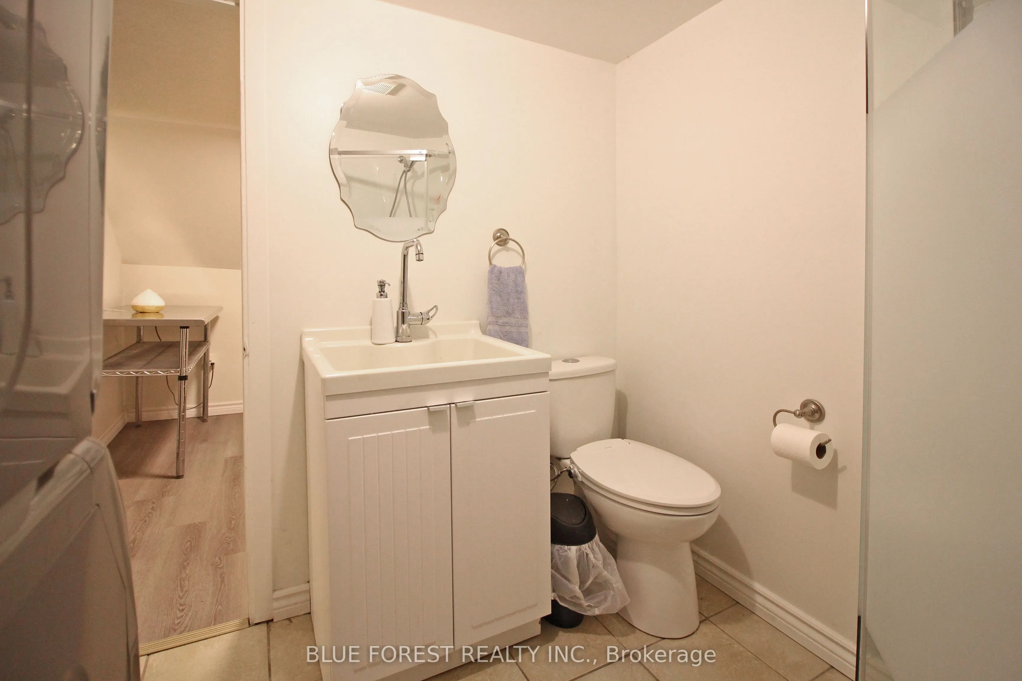 590 Millbank Drive, #8