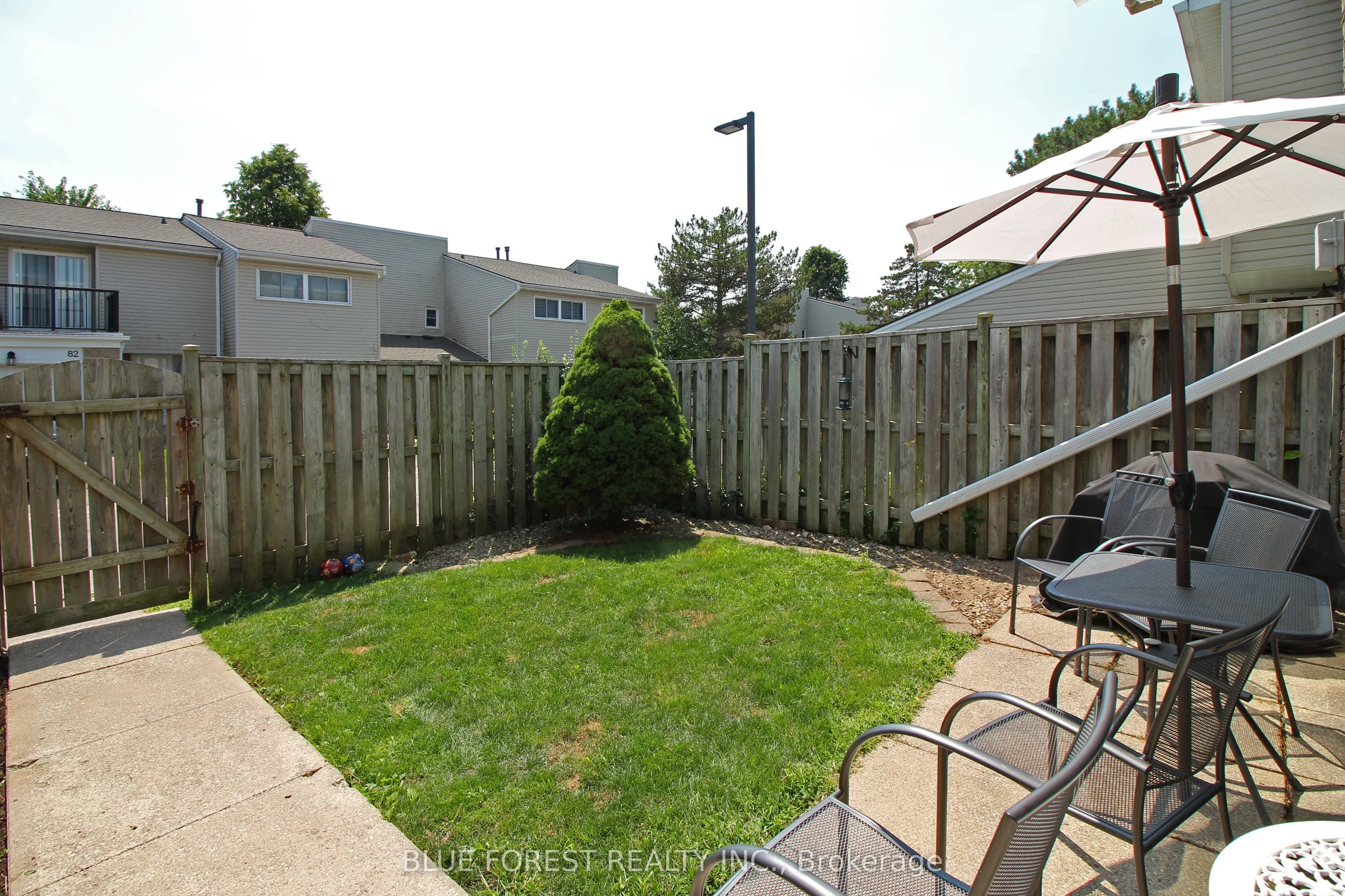 590 Millbank Drive, #8