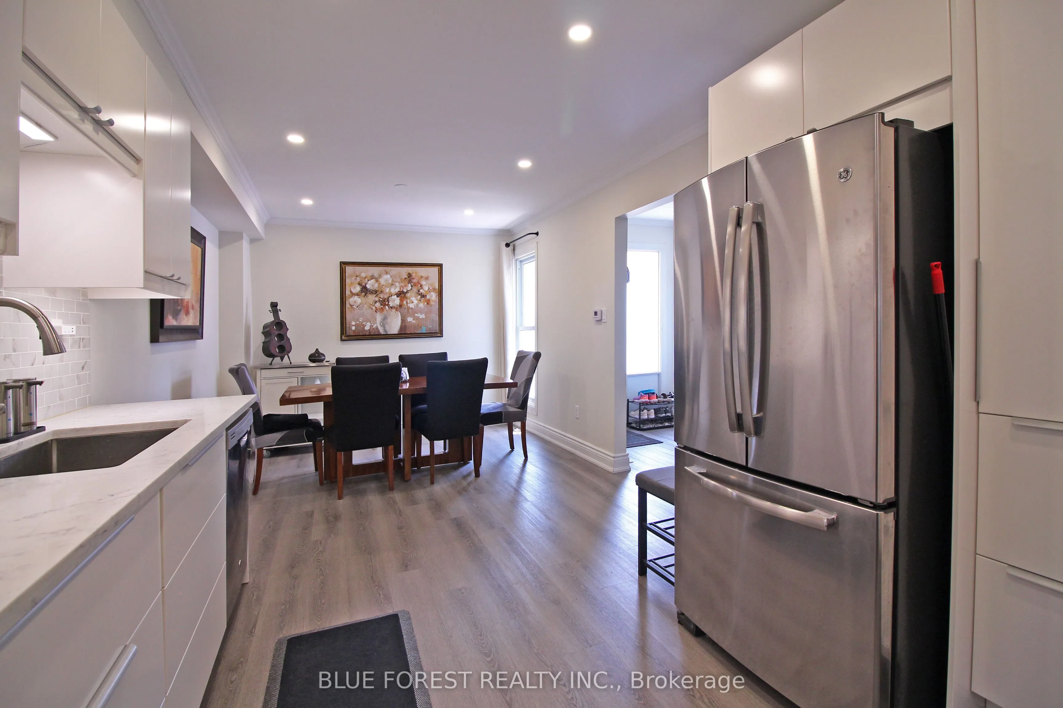 590 Millbank Drive, #8