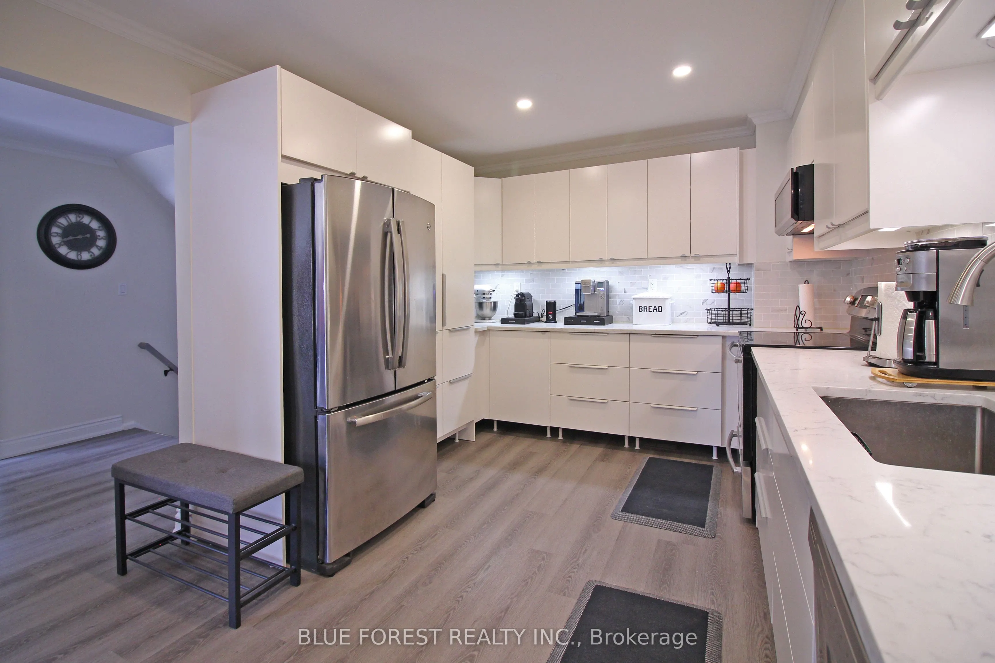 590 Millbank Drive, #8