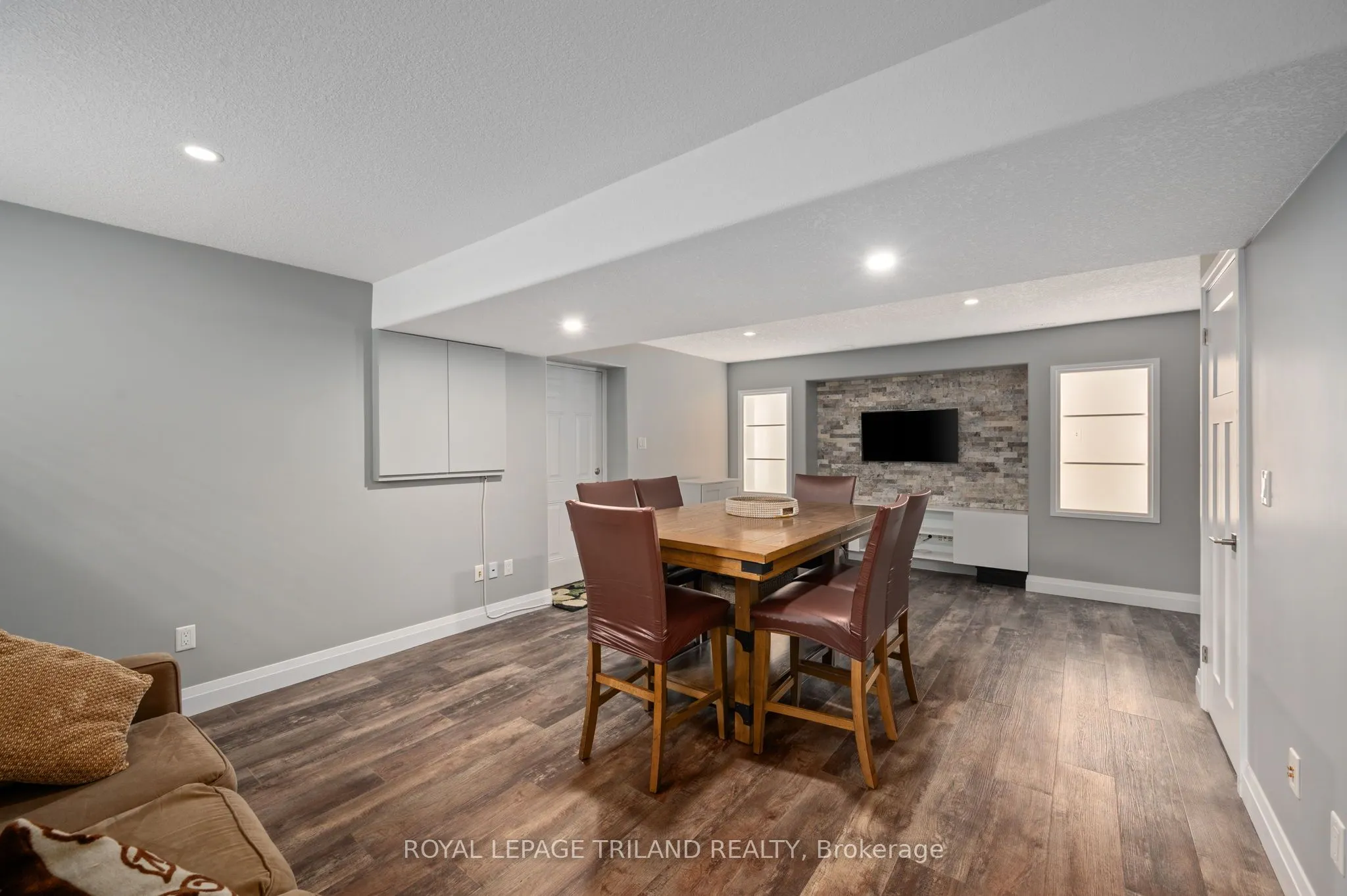 592 Darcy Drive