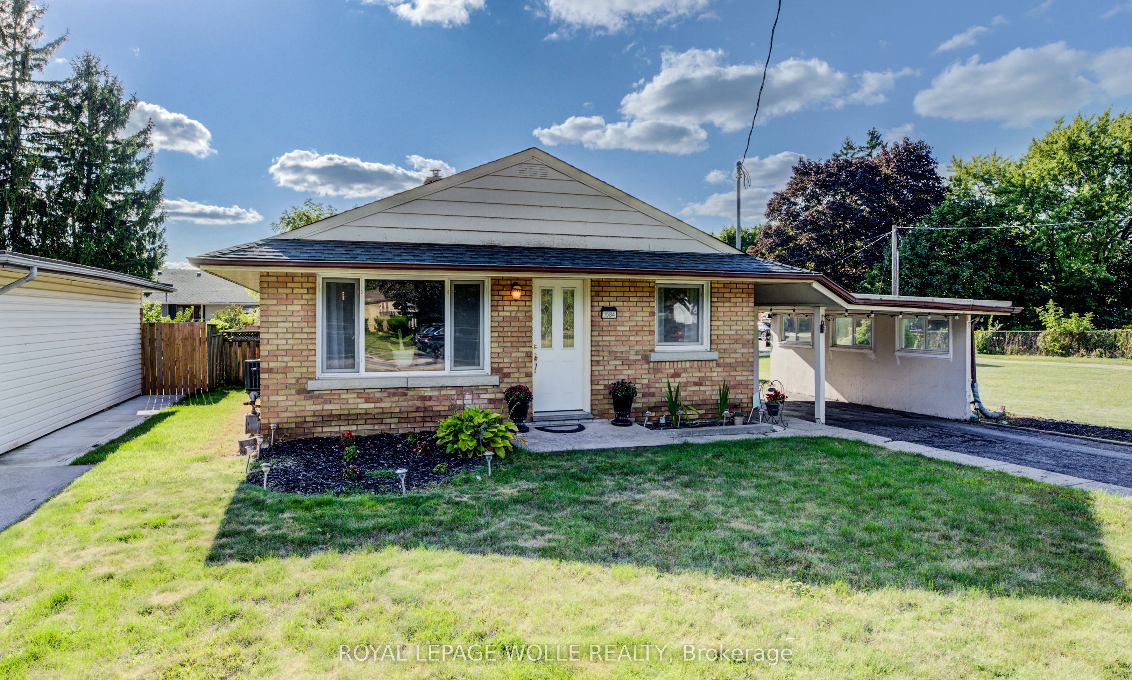 1584 Concession Road
