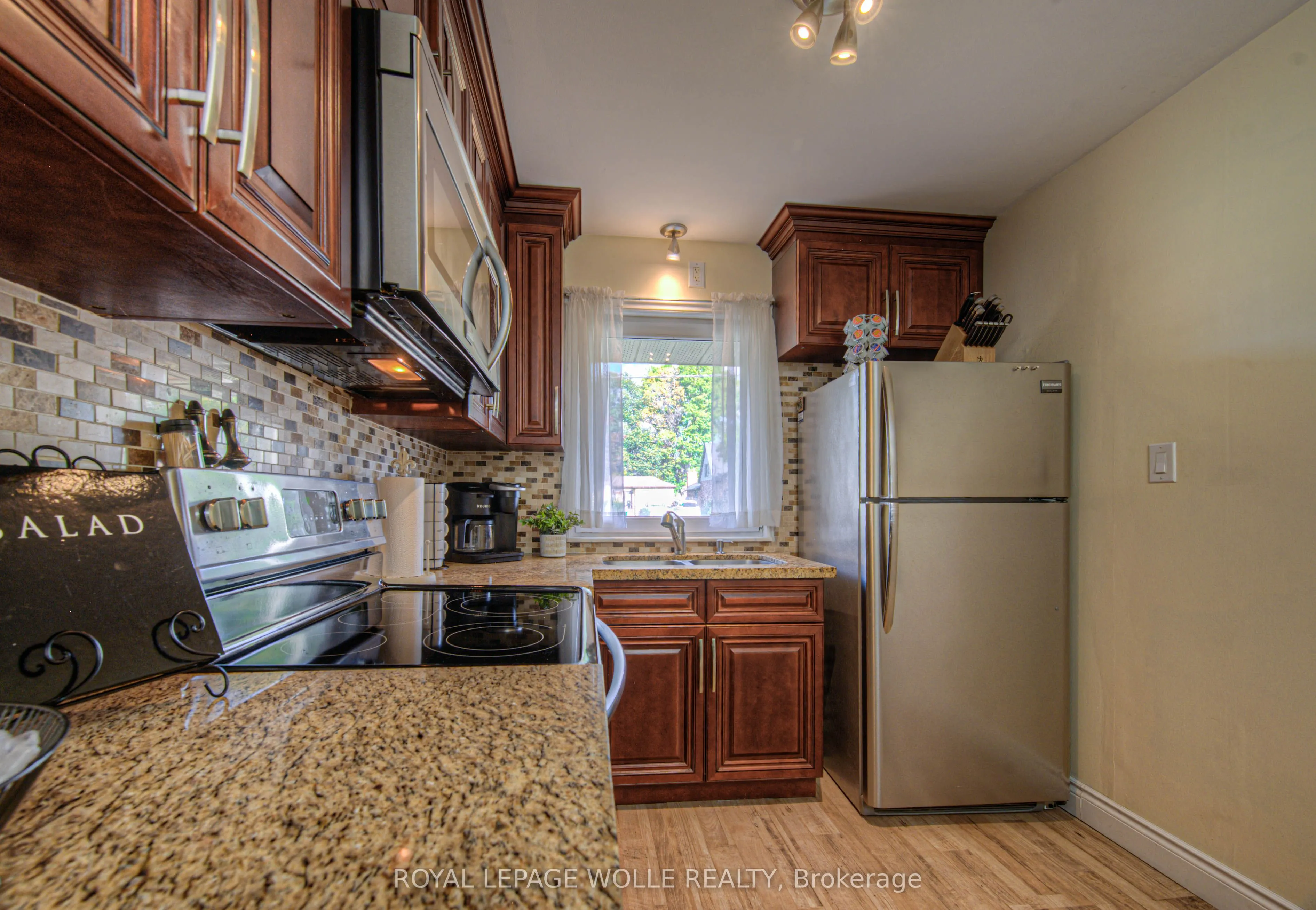 1584 Concession Road