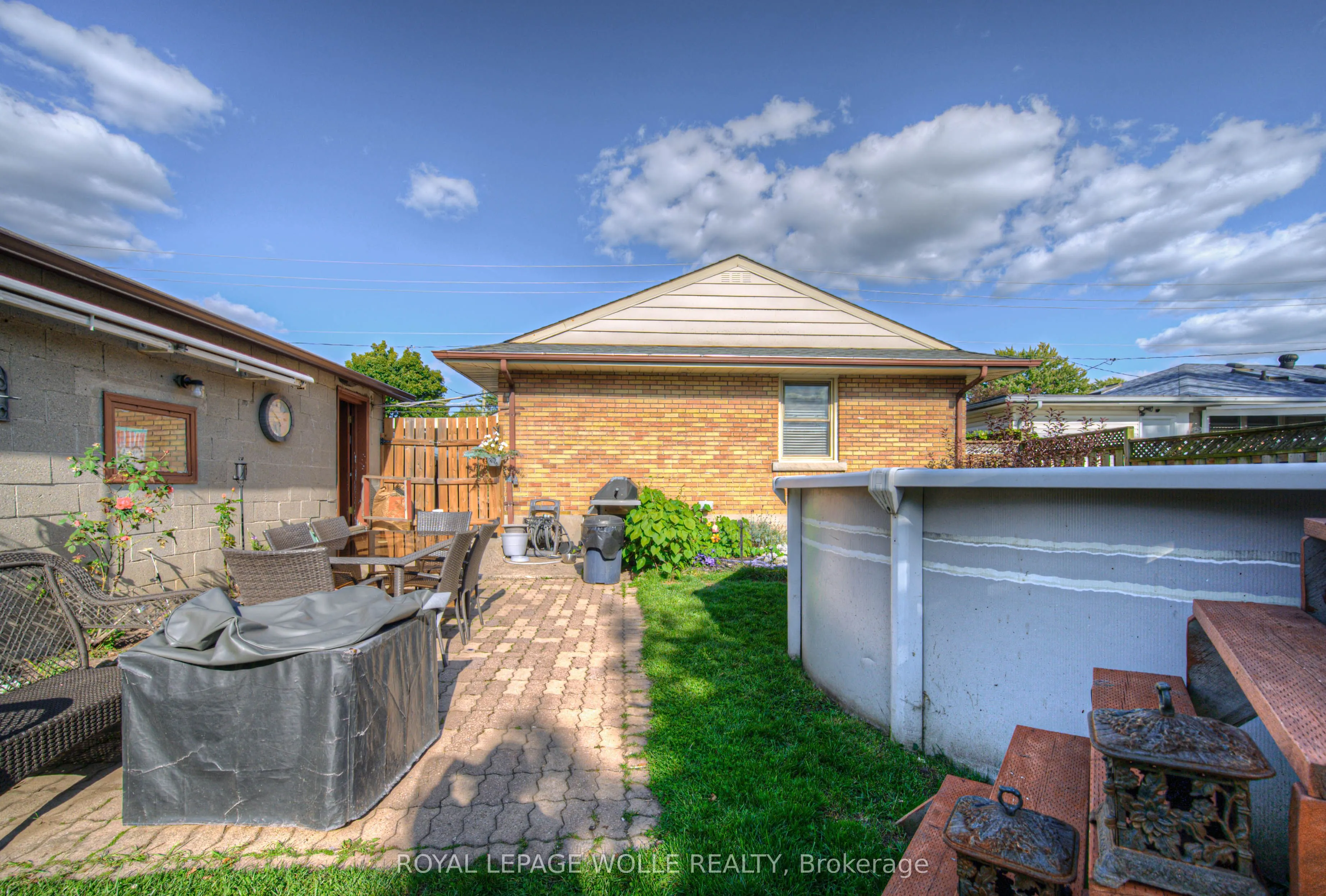 1584 Concession Road