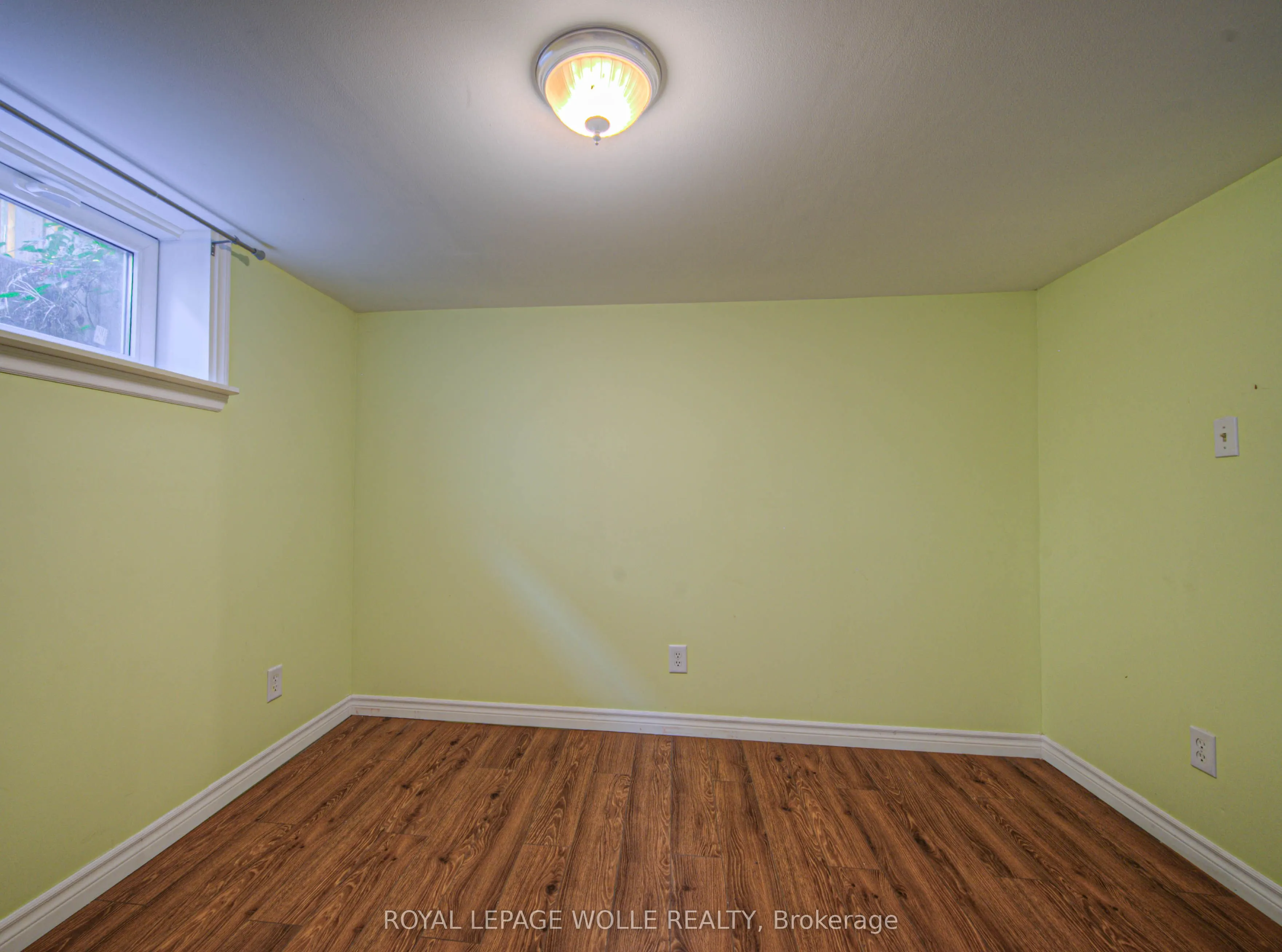 1584 Concession Road