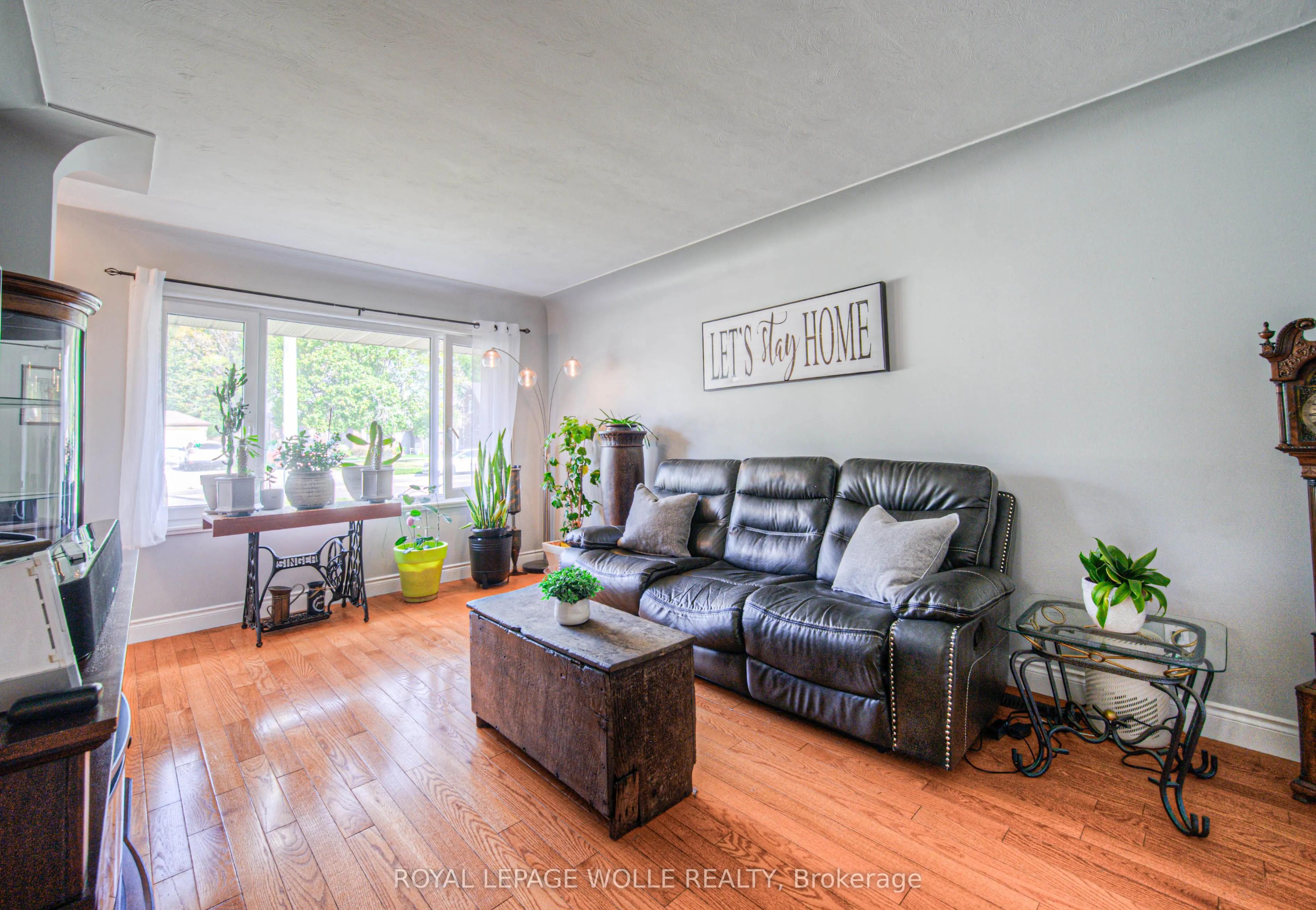 1584 Concession Road
