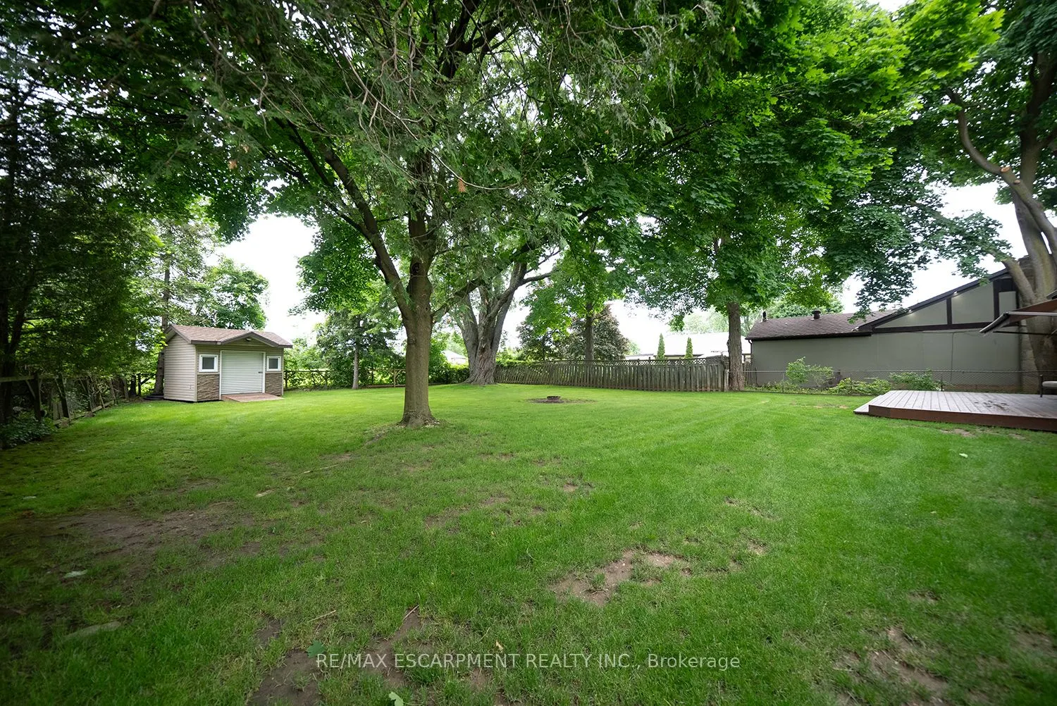 445 Powerline Road