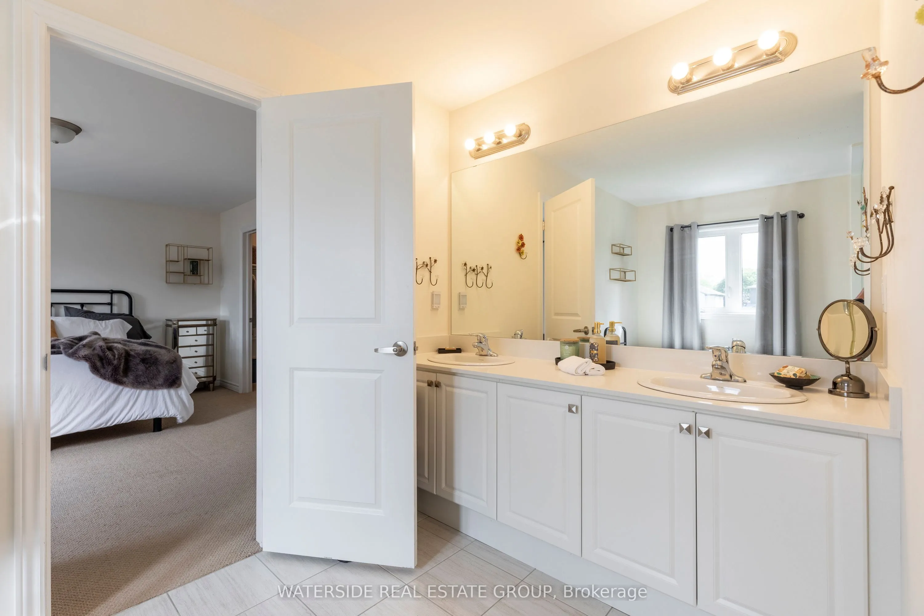 38 Oriole Crescent