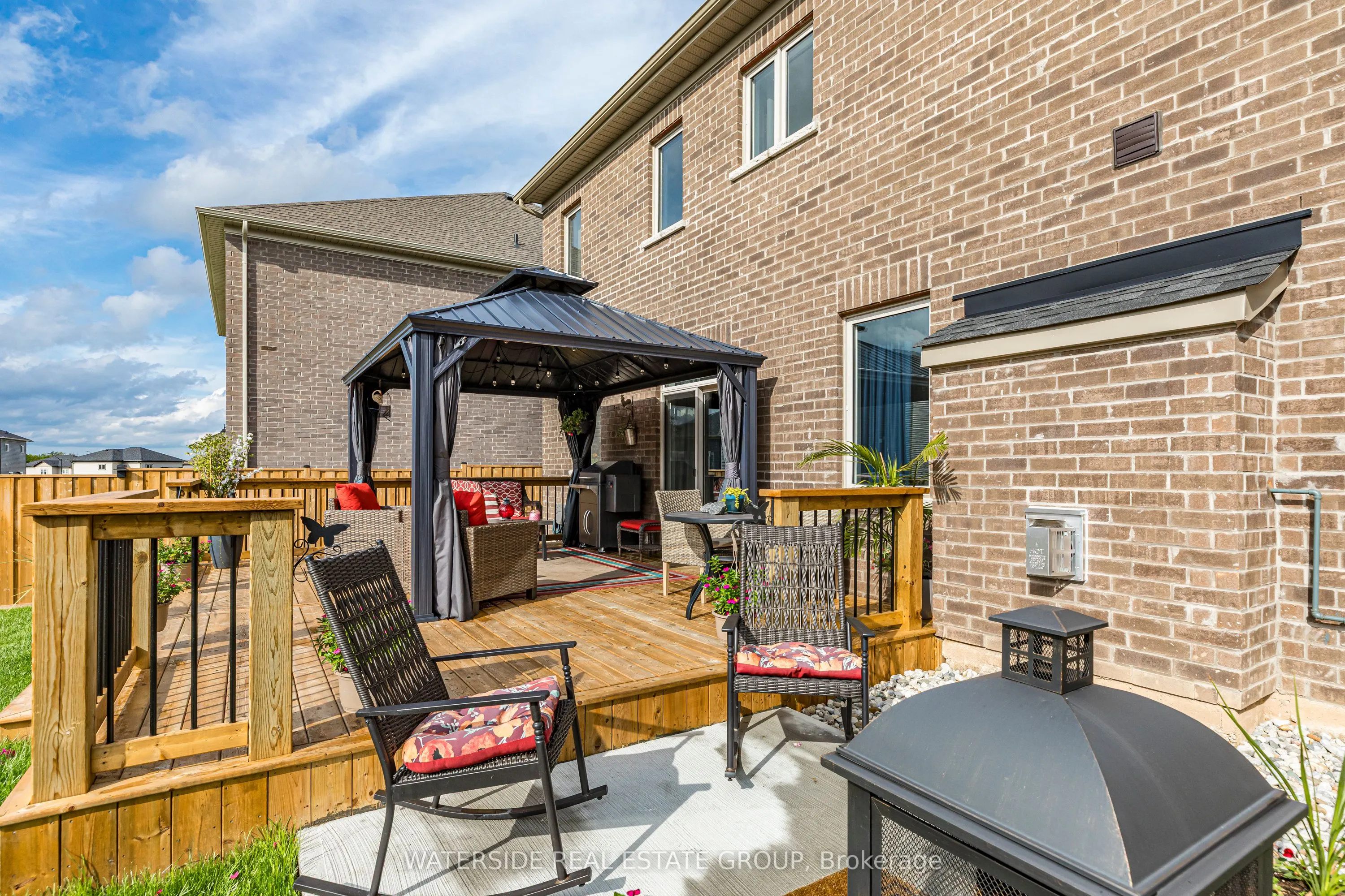 38 Oriole Crescent