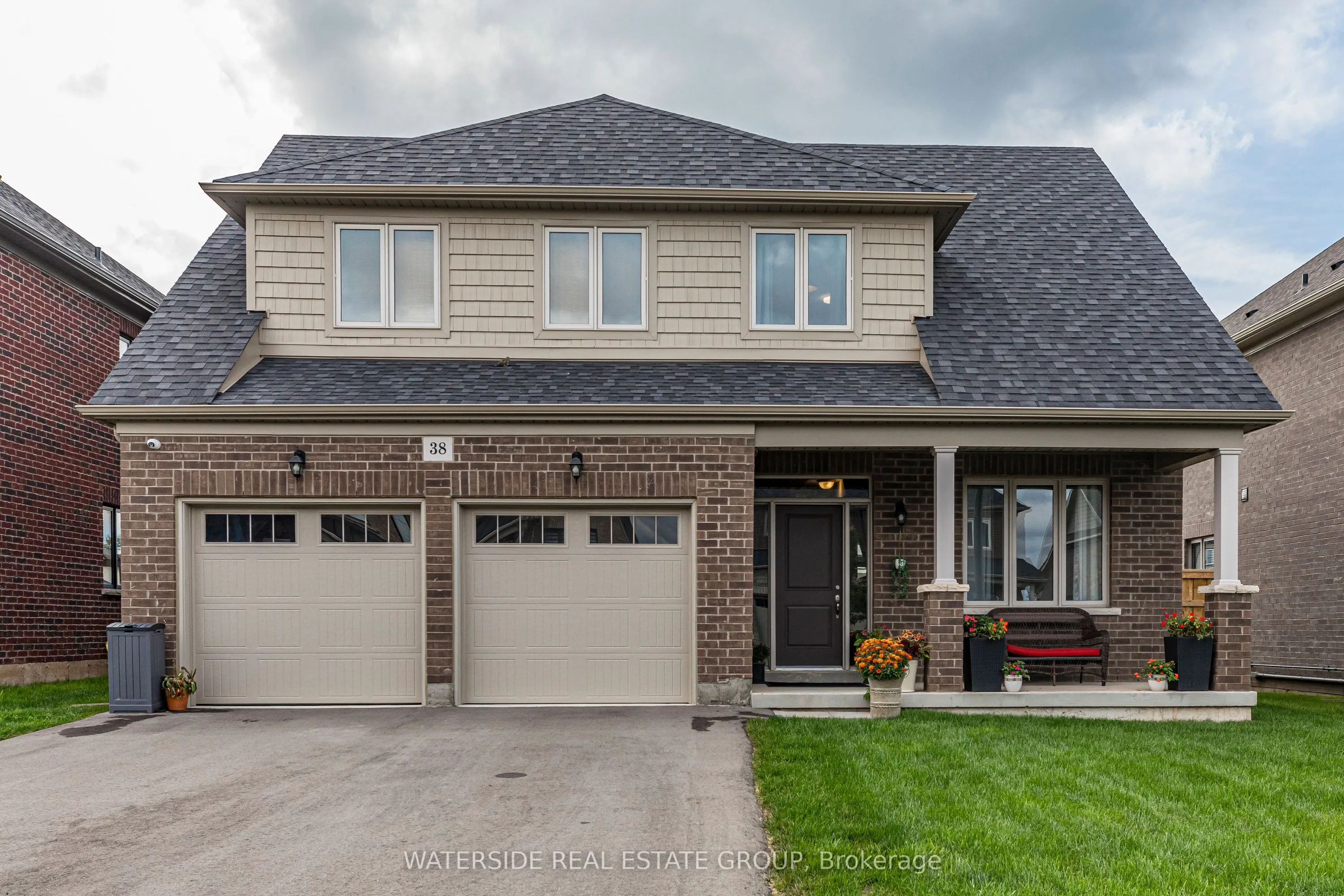 38 Oriole Crescent