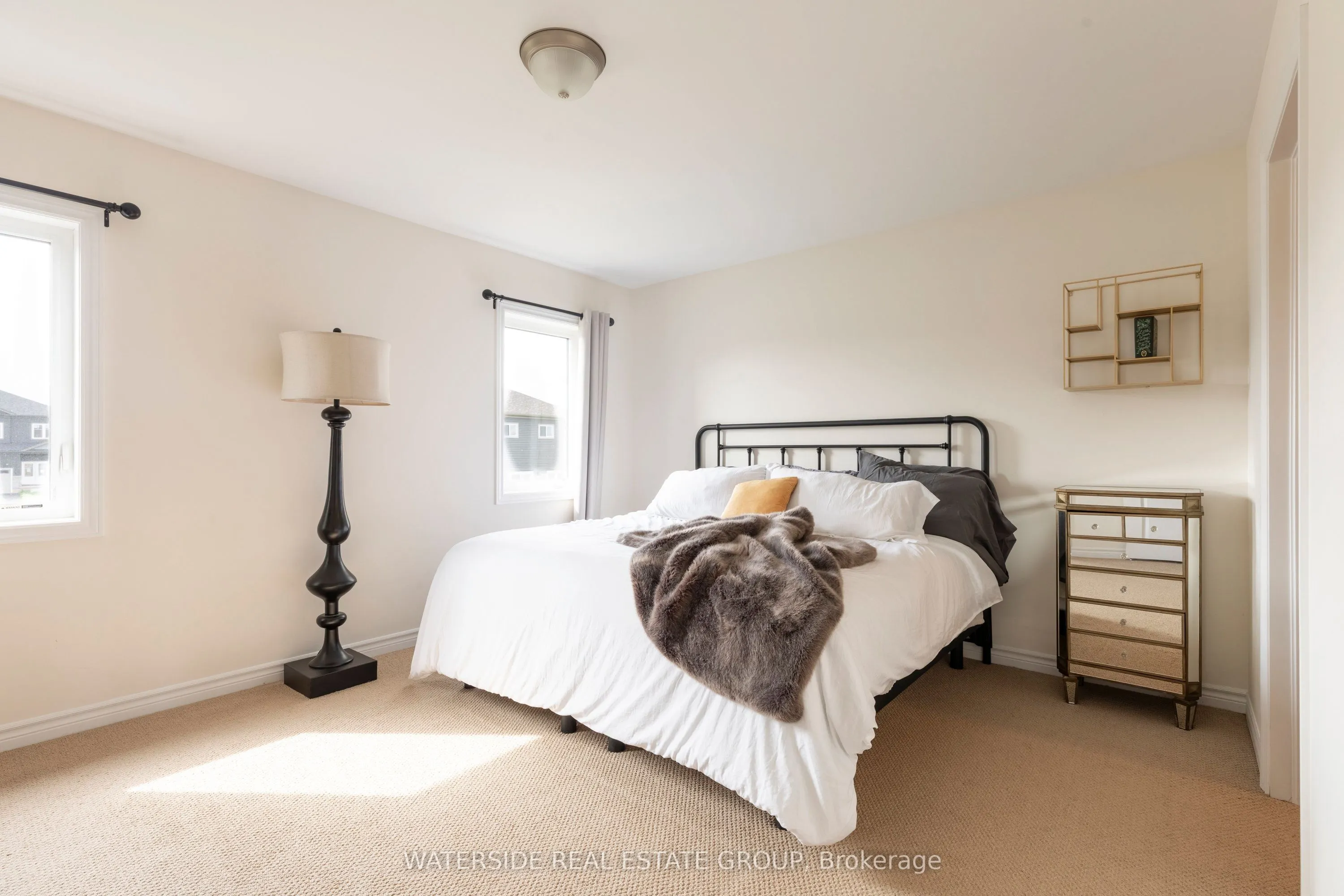 38 Oriole Crescent