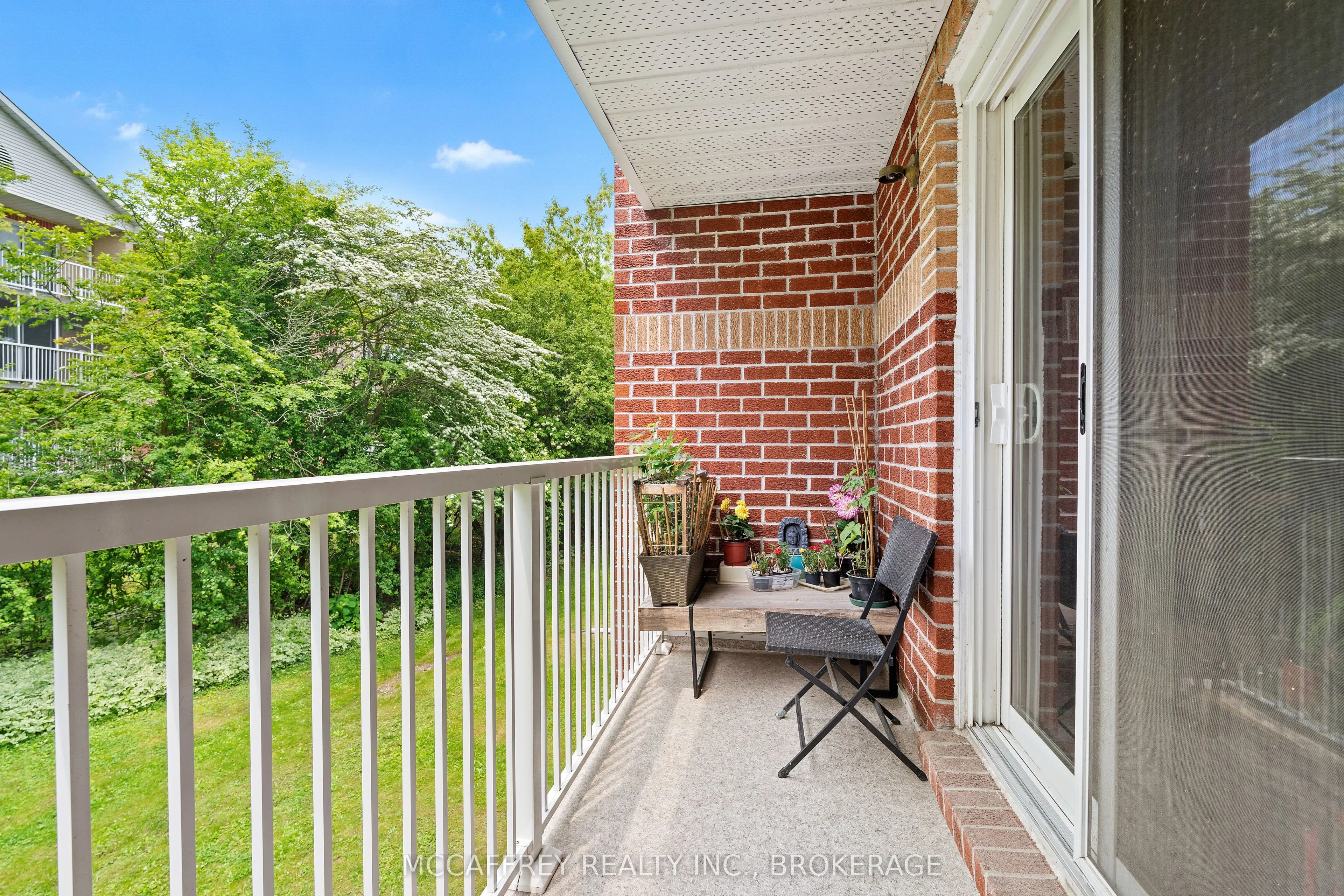 561 Armstrong Road, #204