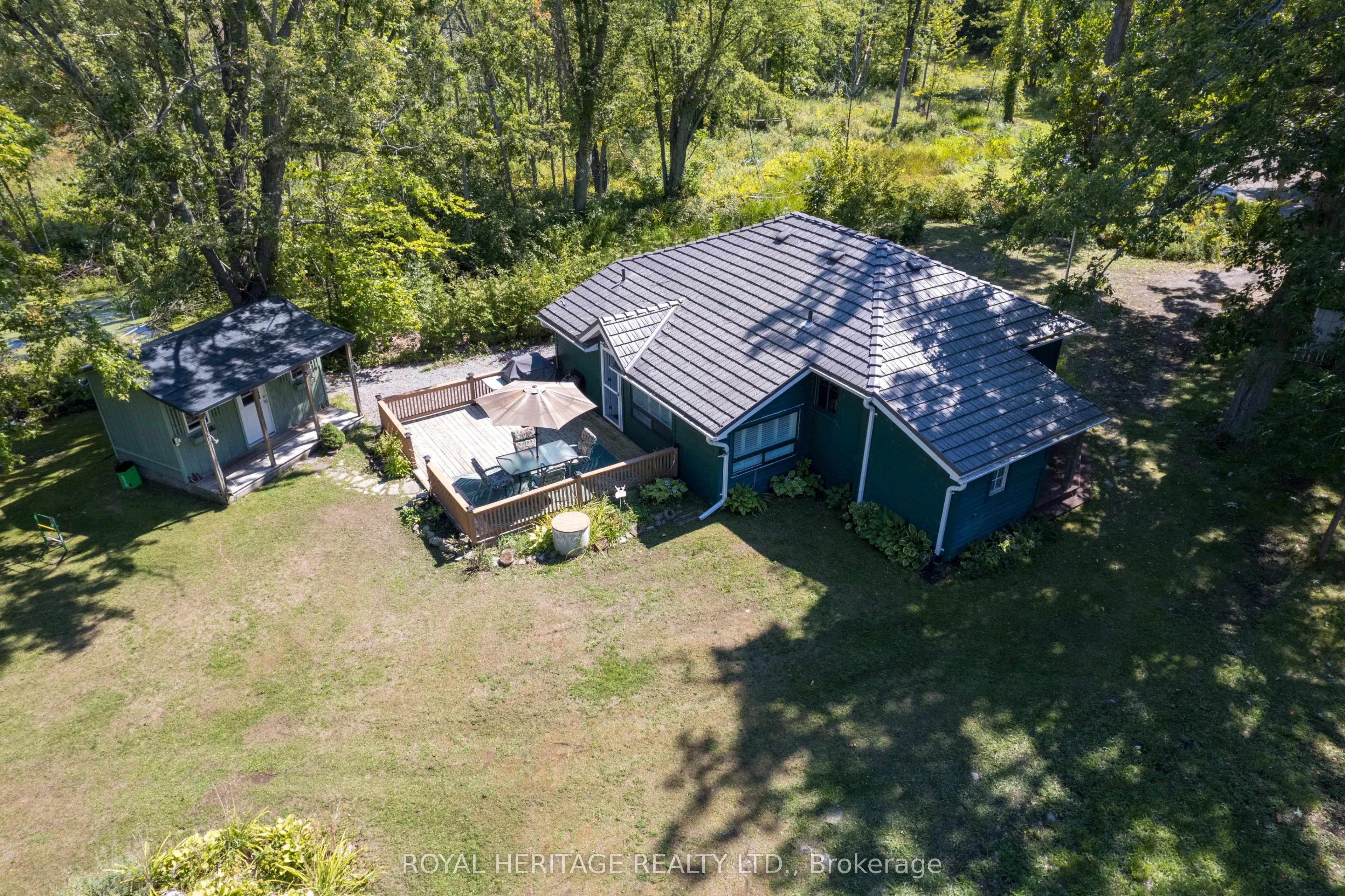 40 Valley View Lane N