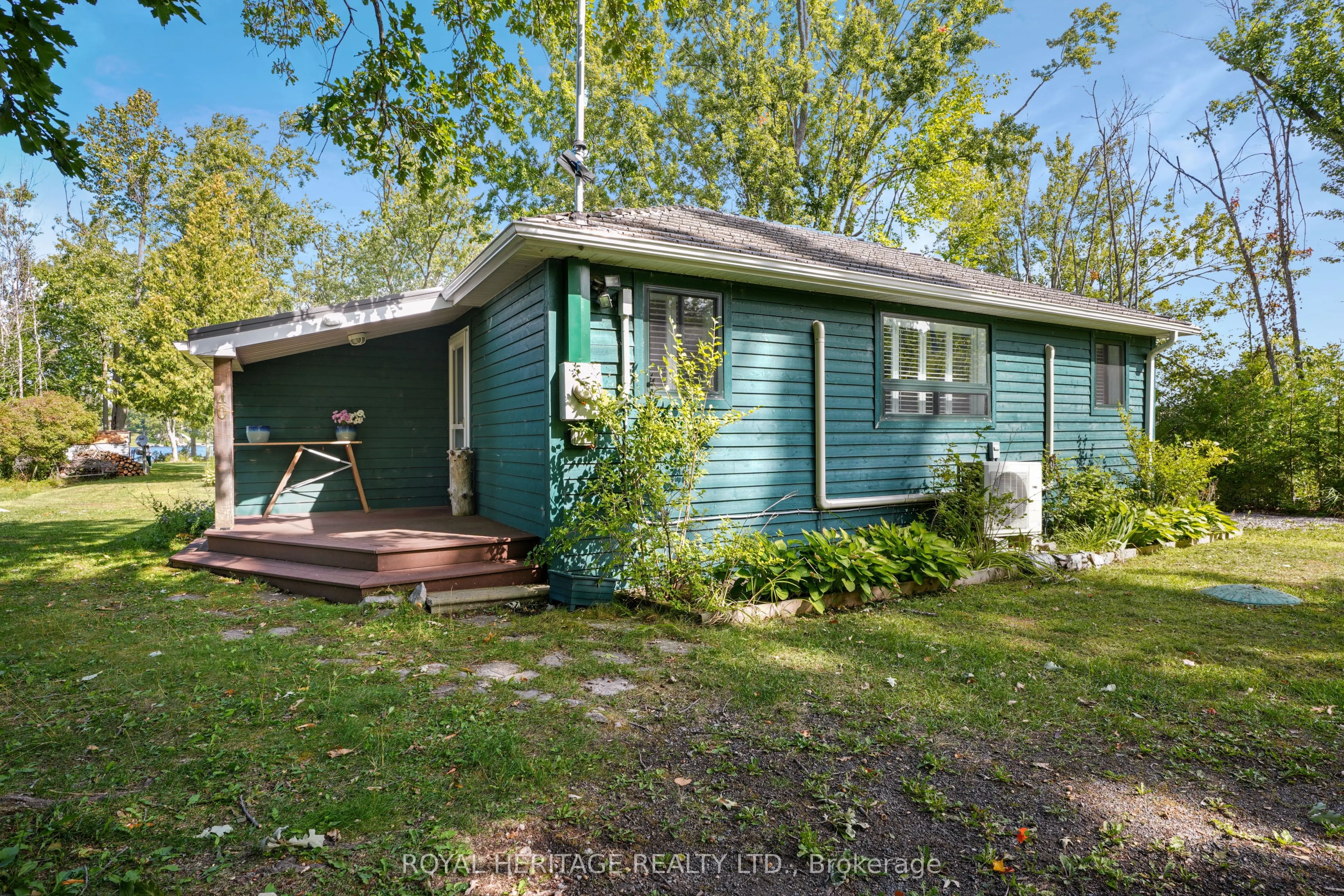 40 Valley View Lane N