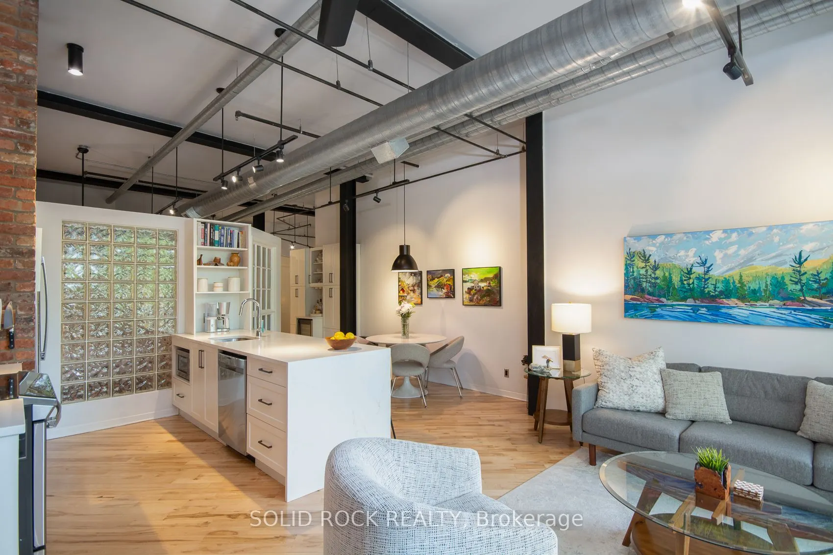 95 Beech Street, #105