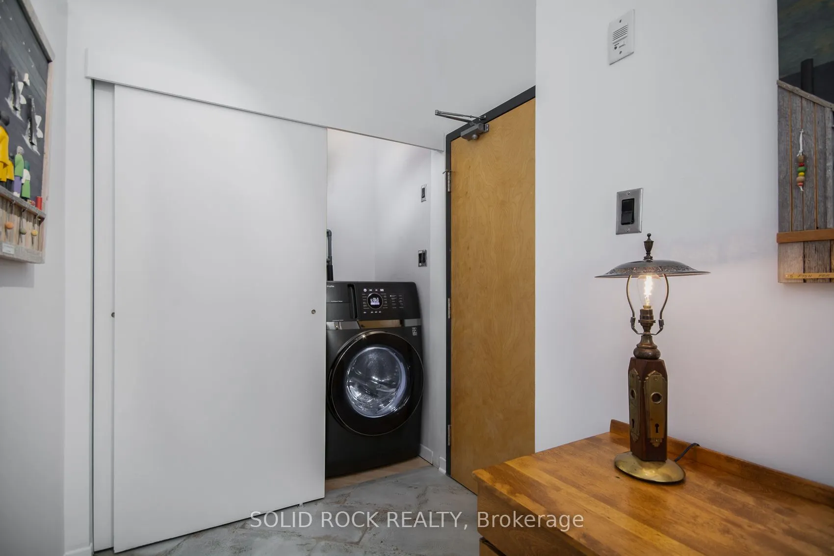 95 Beech Street, #105