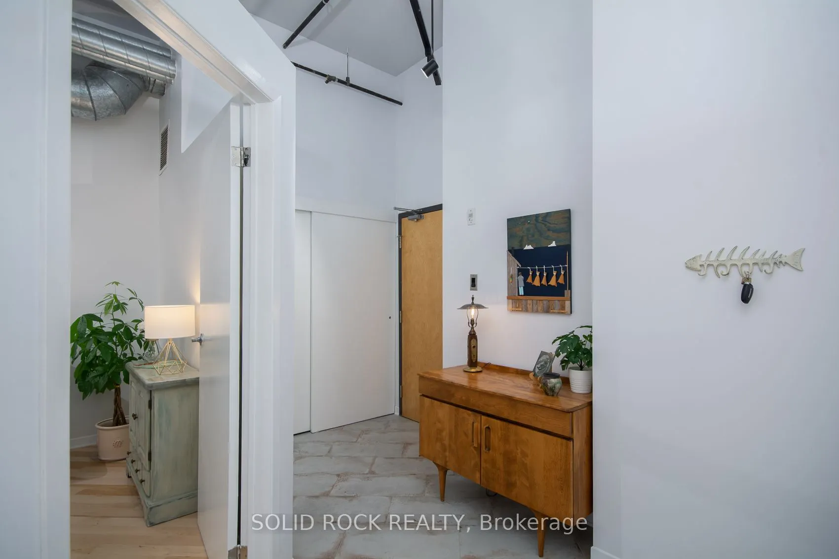 95 Beech Street, #105