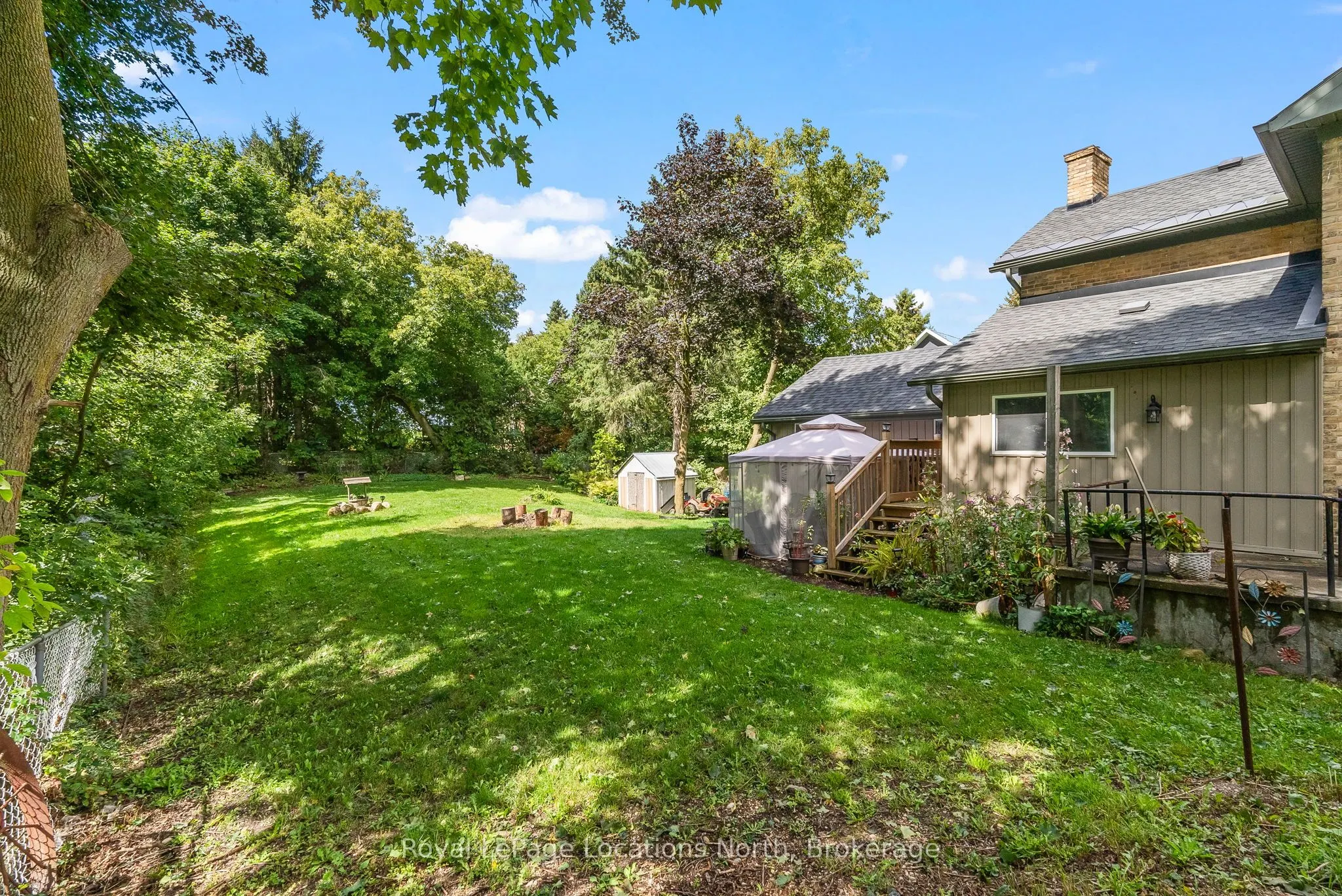392082 Grey 109 Road