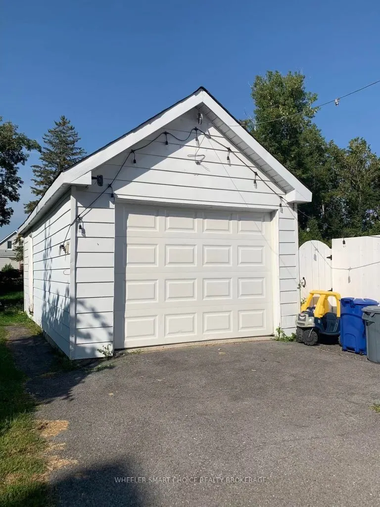 29 Baldwin Avenue