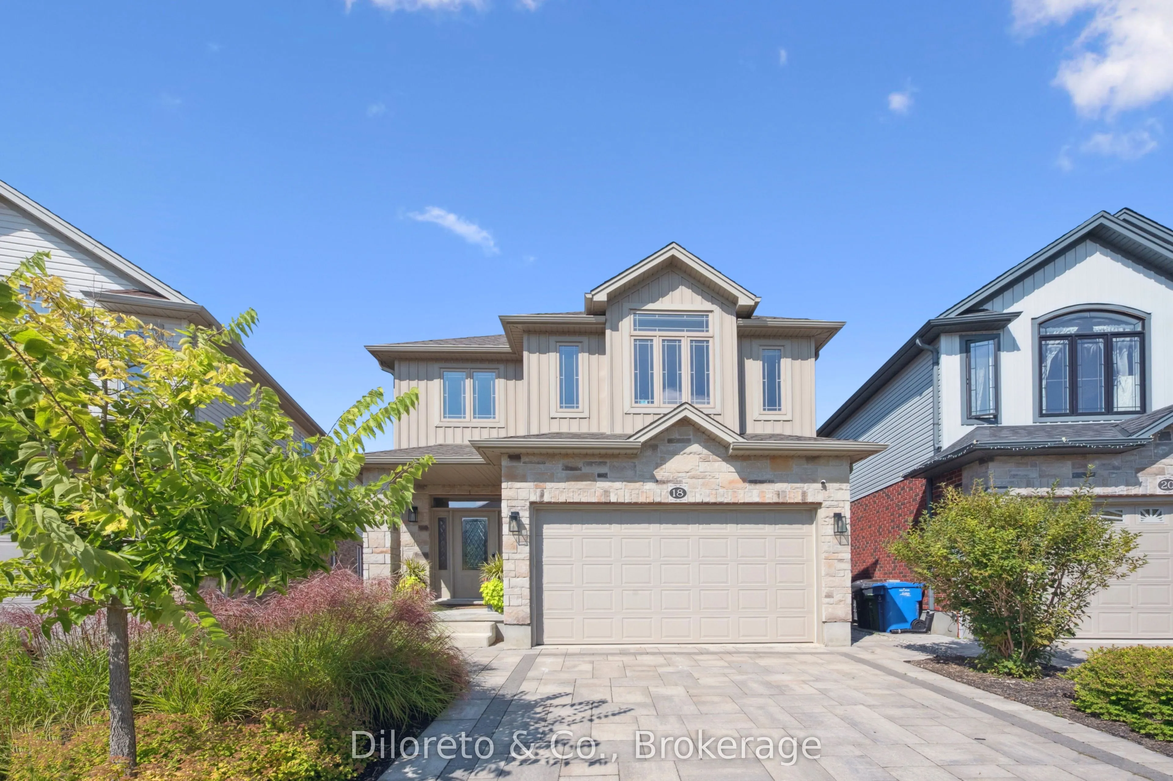 18 McIntyre Court