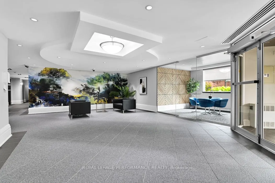 429 Somerset Street W, #407