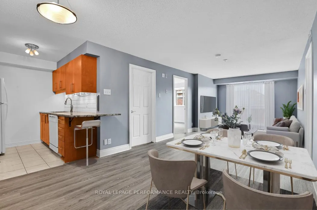 429 Somerset Street W, #407