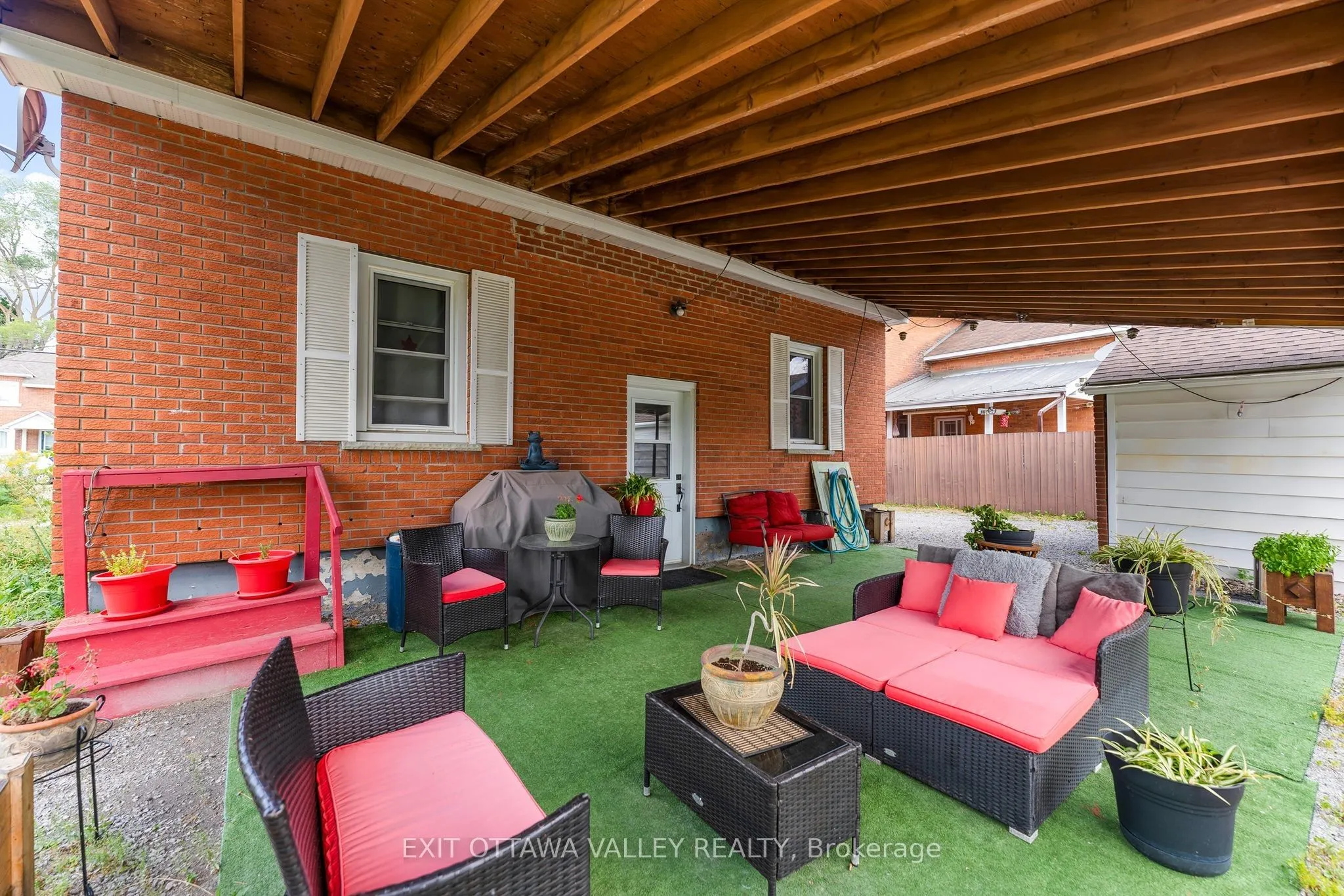 329 Third Avenue