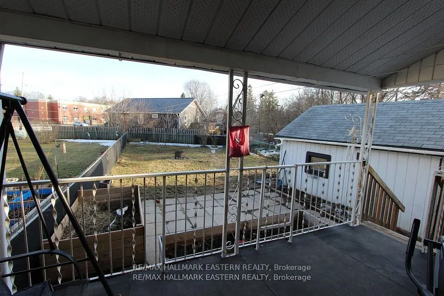 175-177 Front Street N
