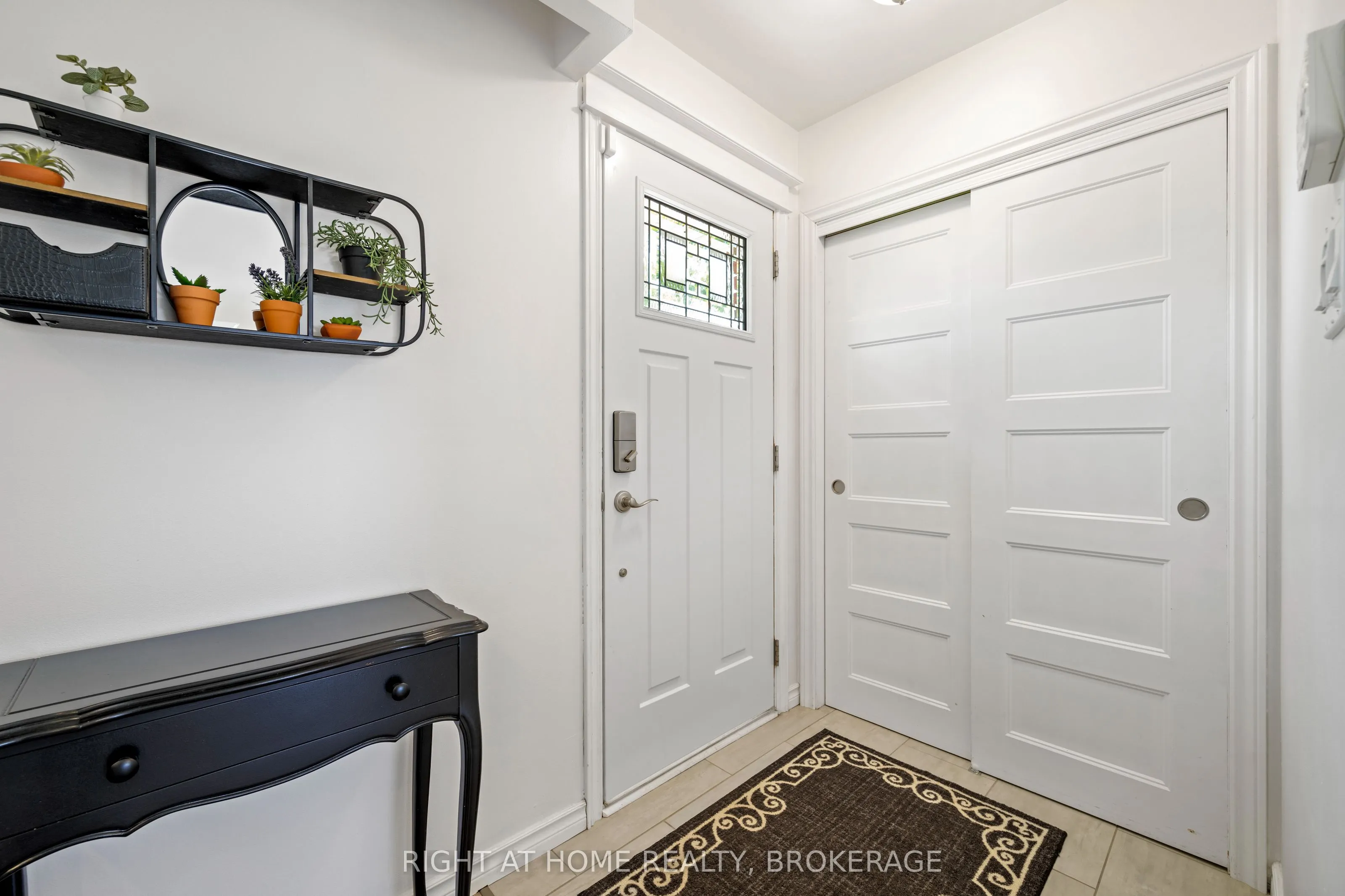 9 Allanburg Road