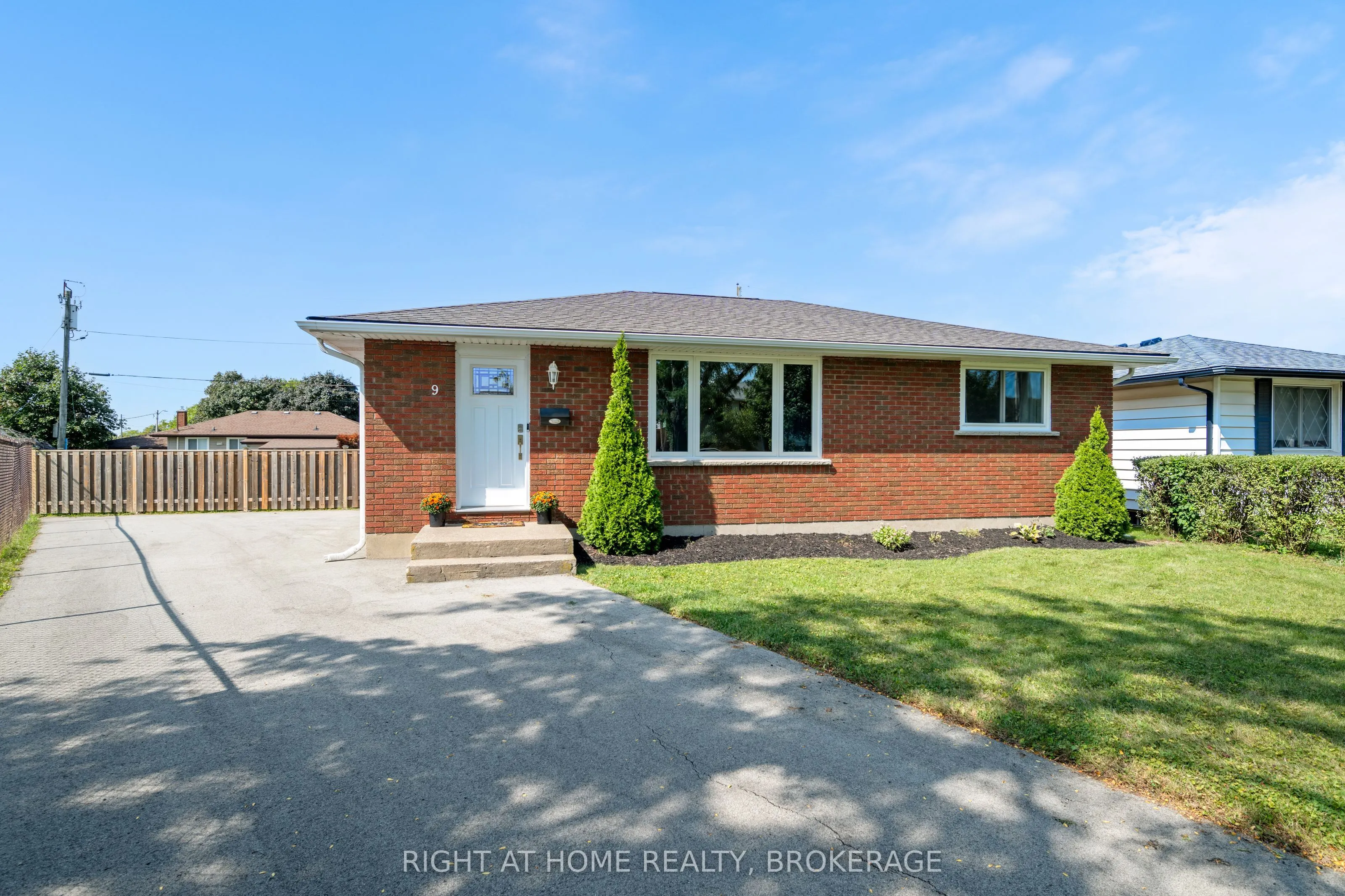 9 Allanburg Road