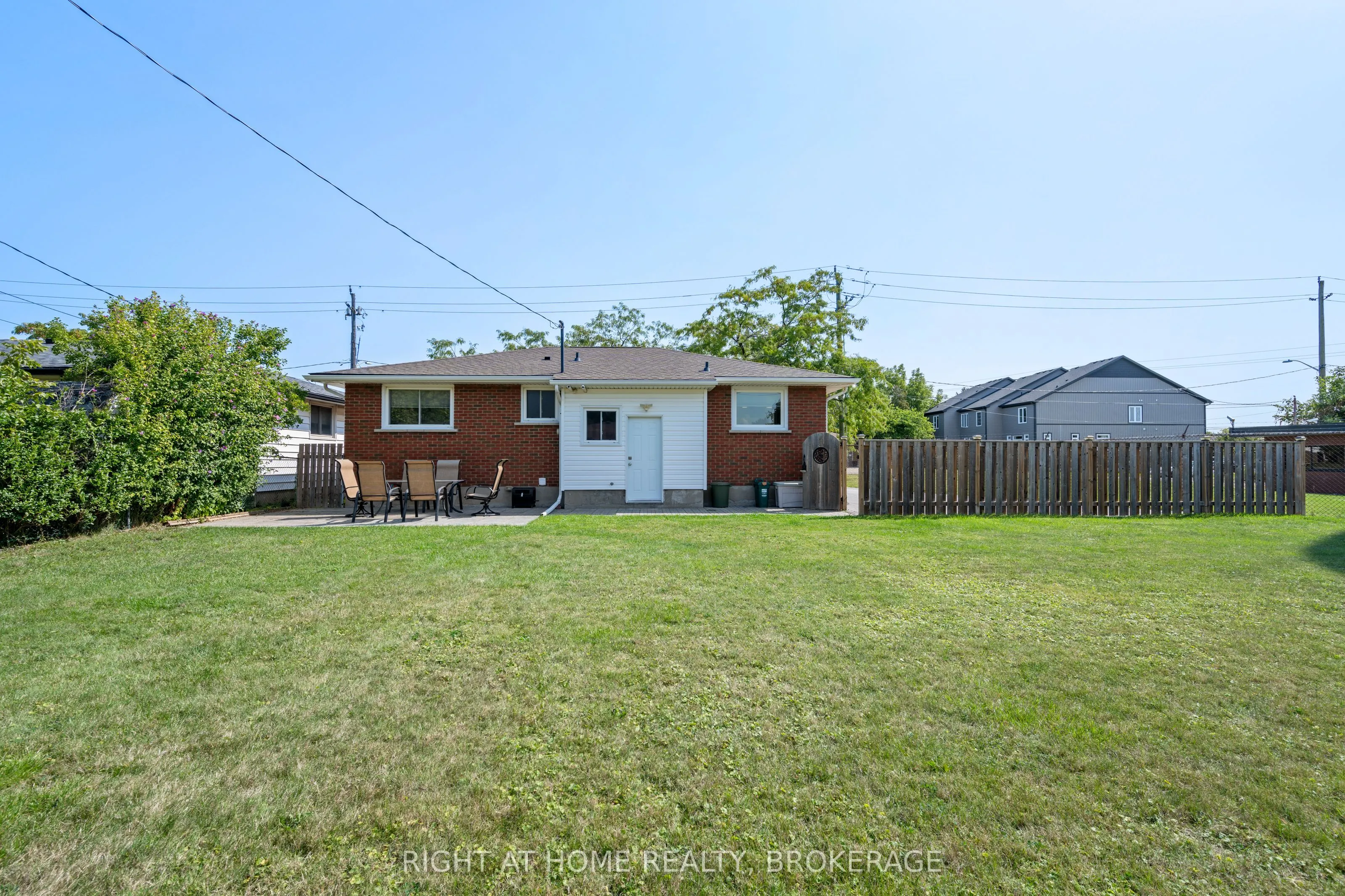 9 Allanburg Road