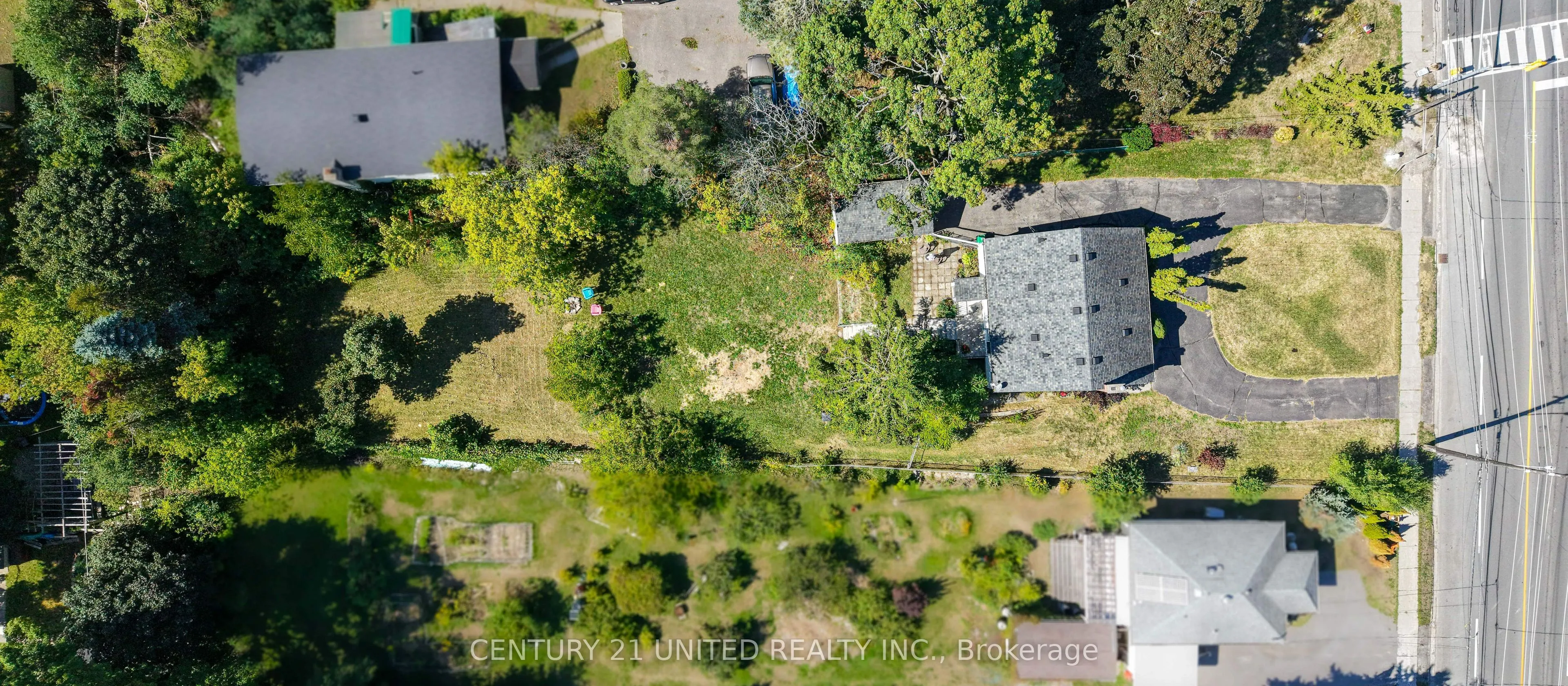 513 Parkhill Road W