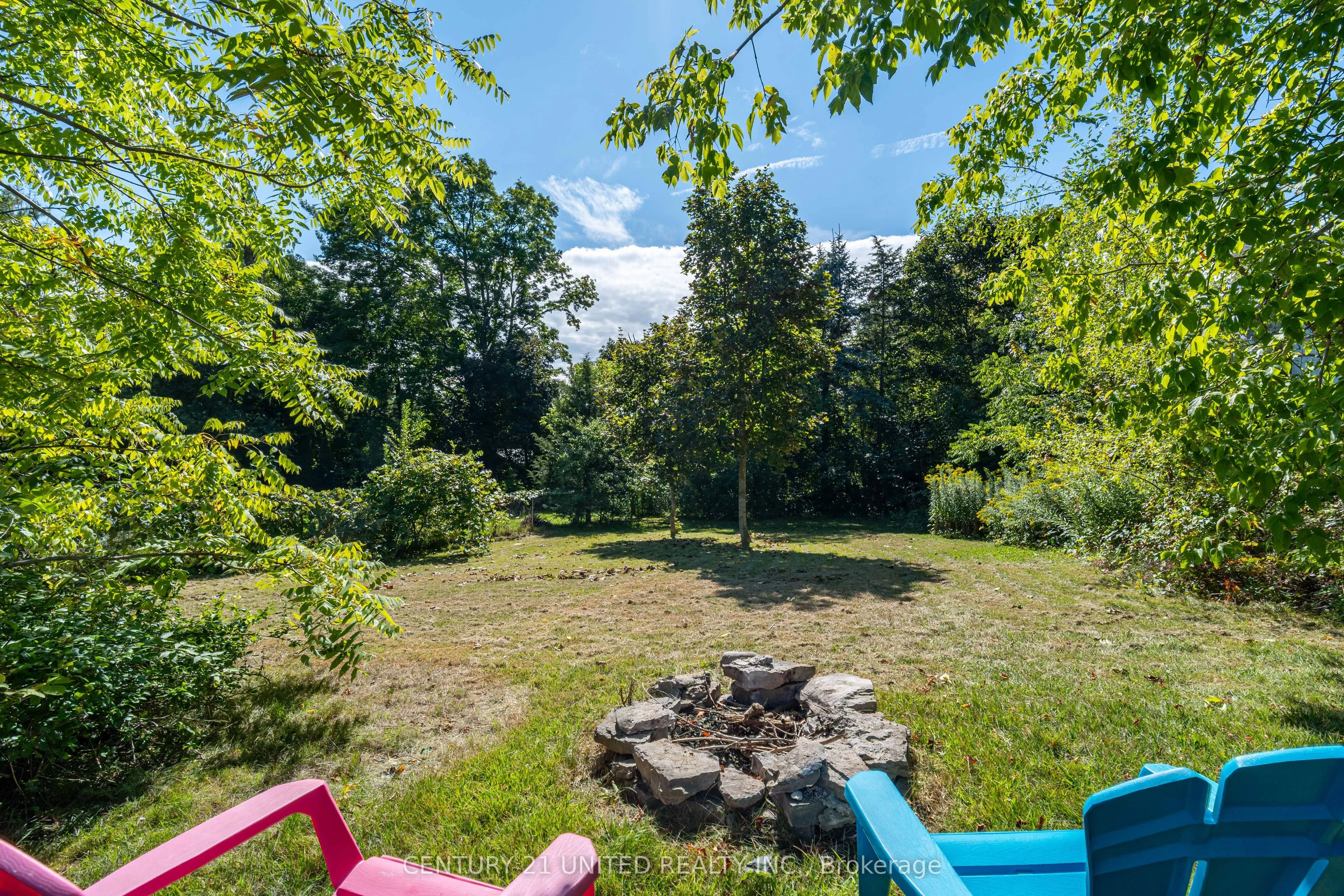 513 Parkhill Road W