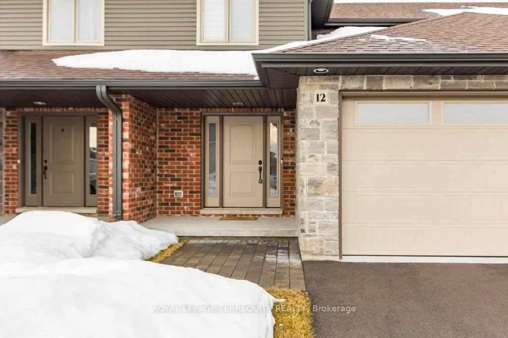 12 Cedar Park Crescent