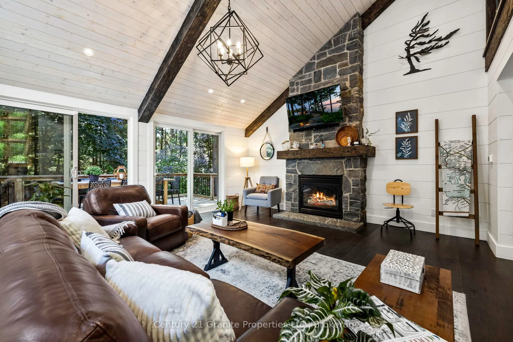 8 Bartlett Drive